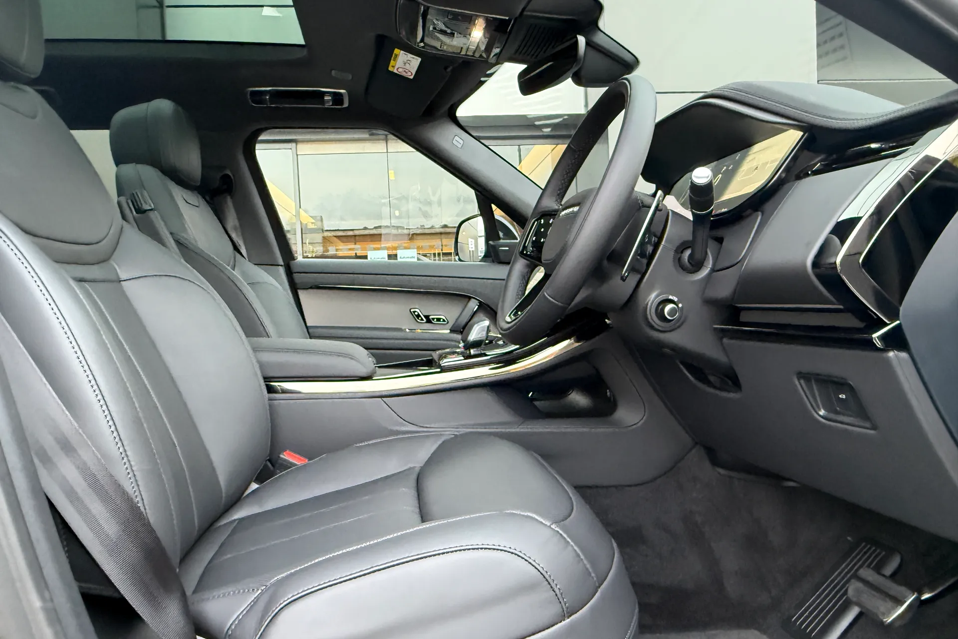 LAND ROVER RANGE ROVER SPORT thumbnail image number 17