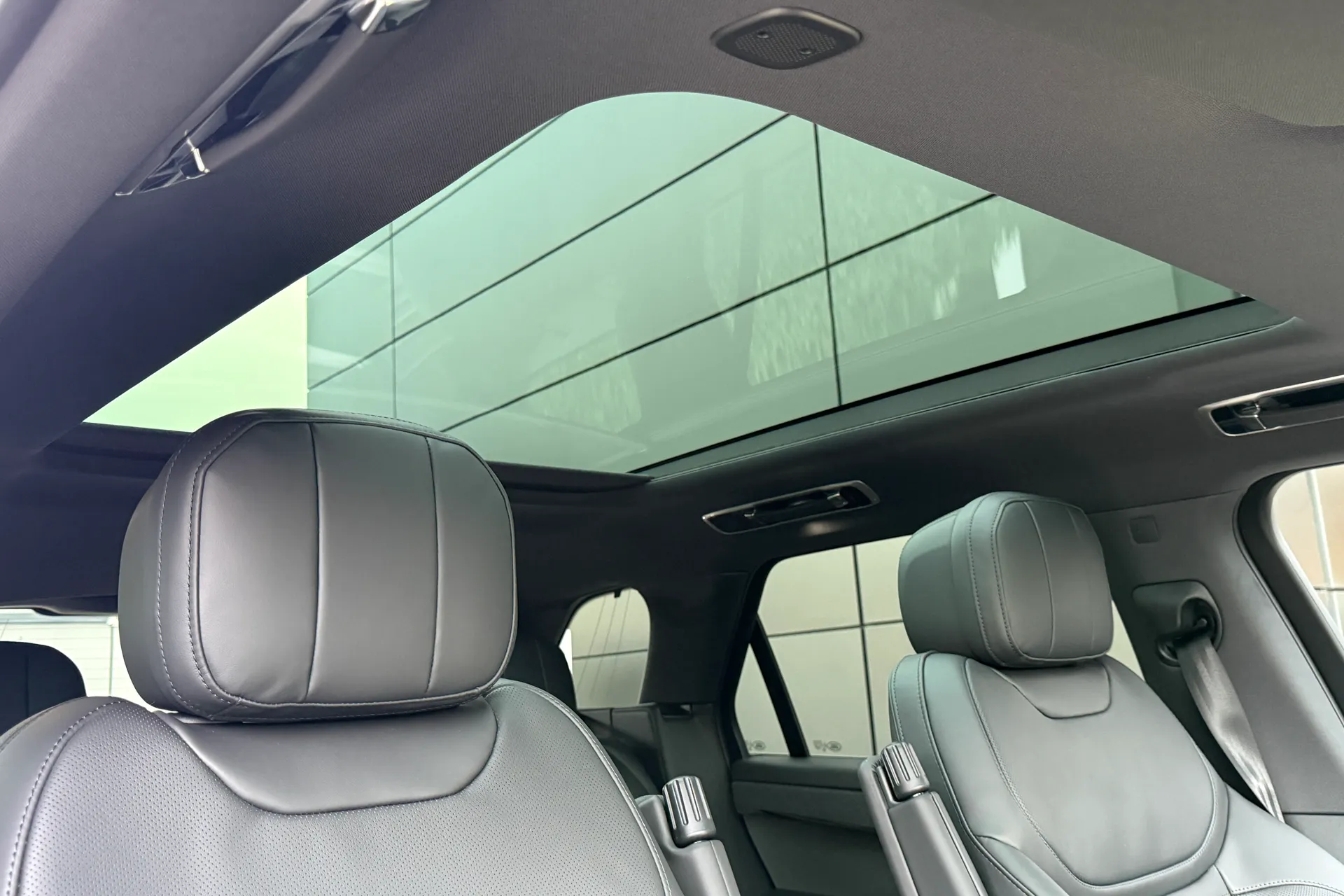 LAND ROVER RANGE ROVER SPORT thumbnail image number 9