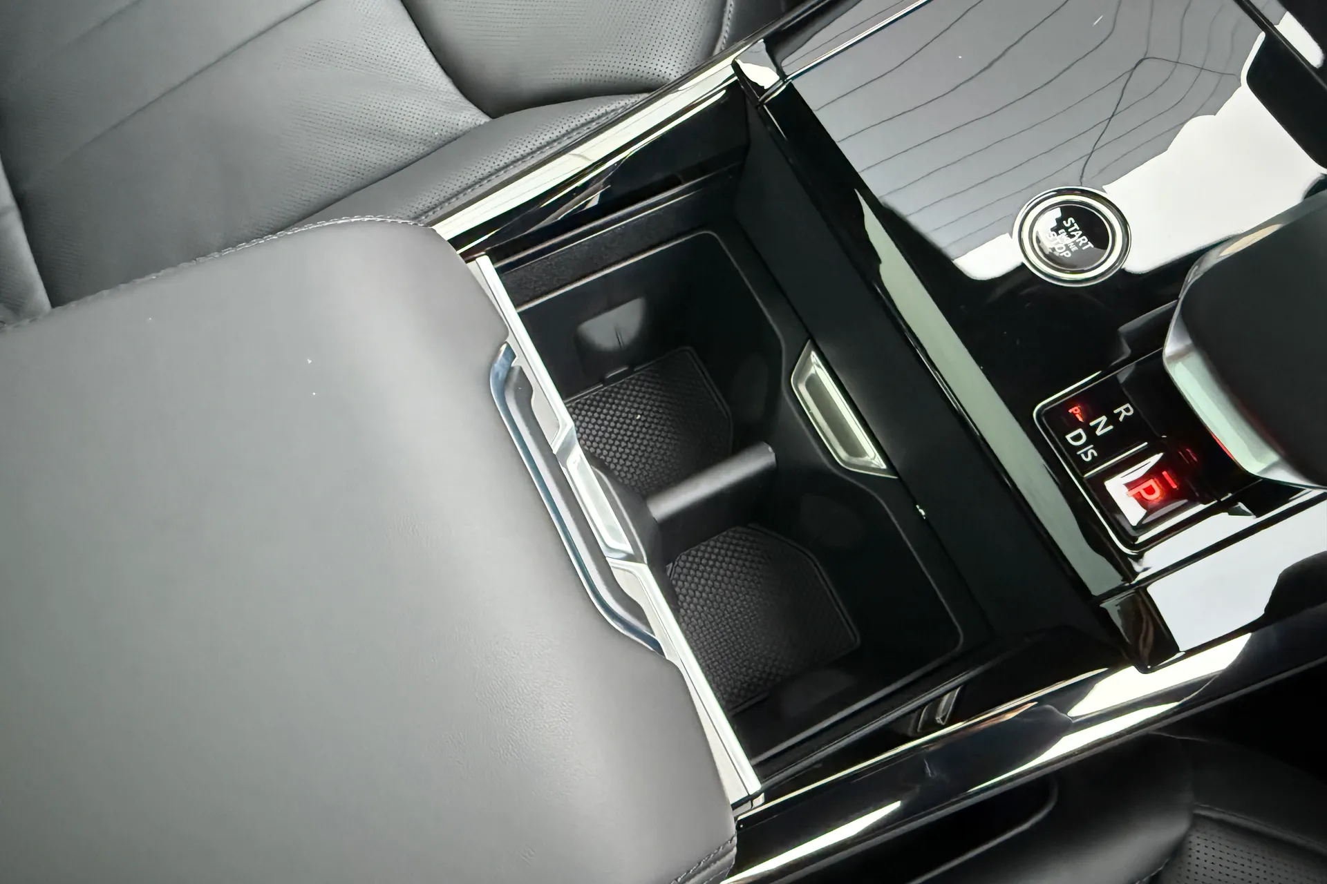 LAND ROVER RANGE ROVER SPORT thumbnail image number 59