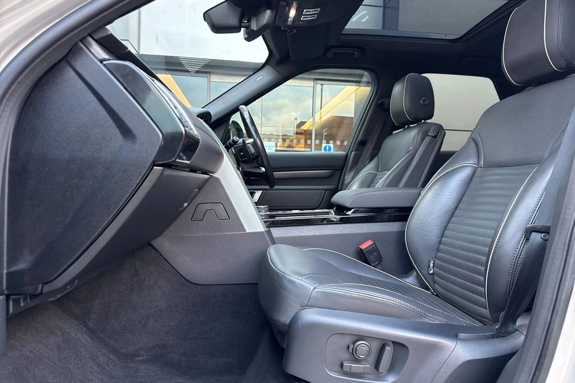 LAND ROVER DISCOVERY thumbnail image number 42