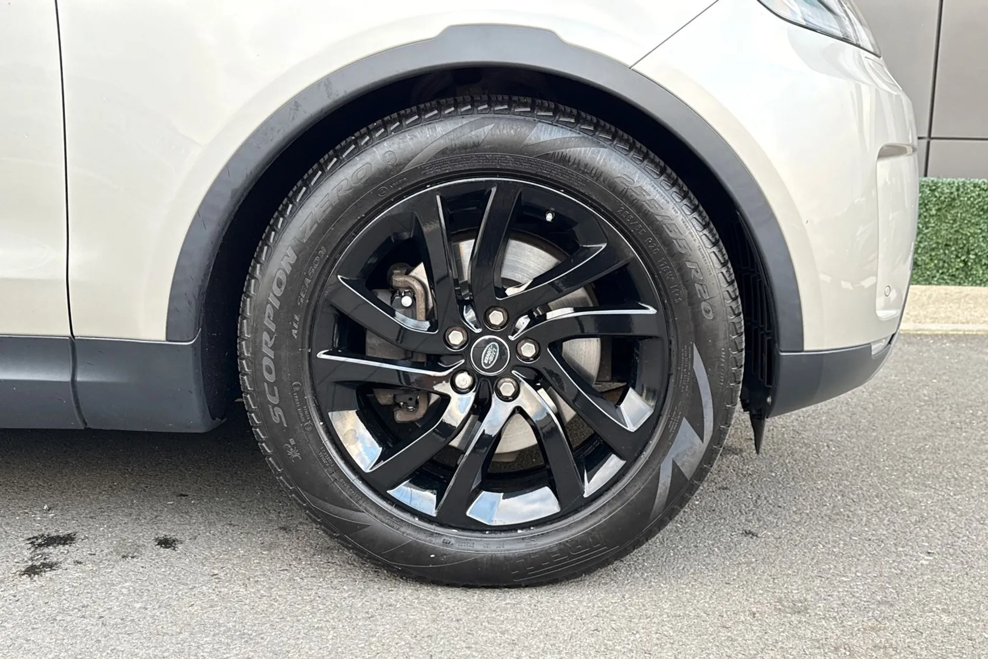 LAND ROVER DISCOVERY thumbnail image number 18