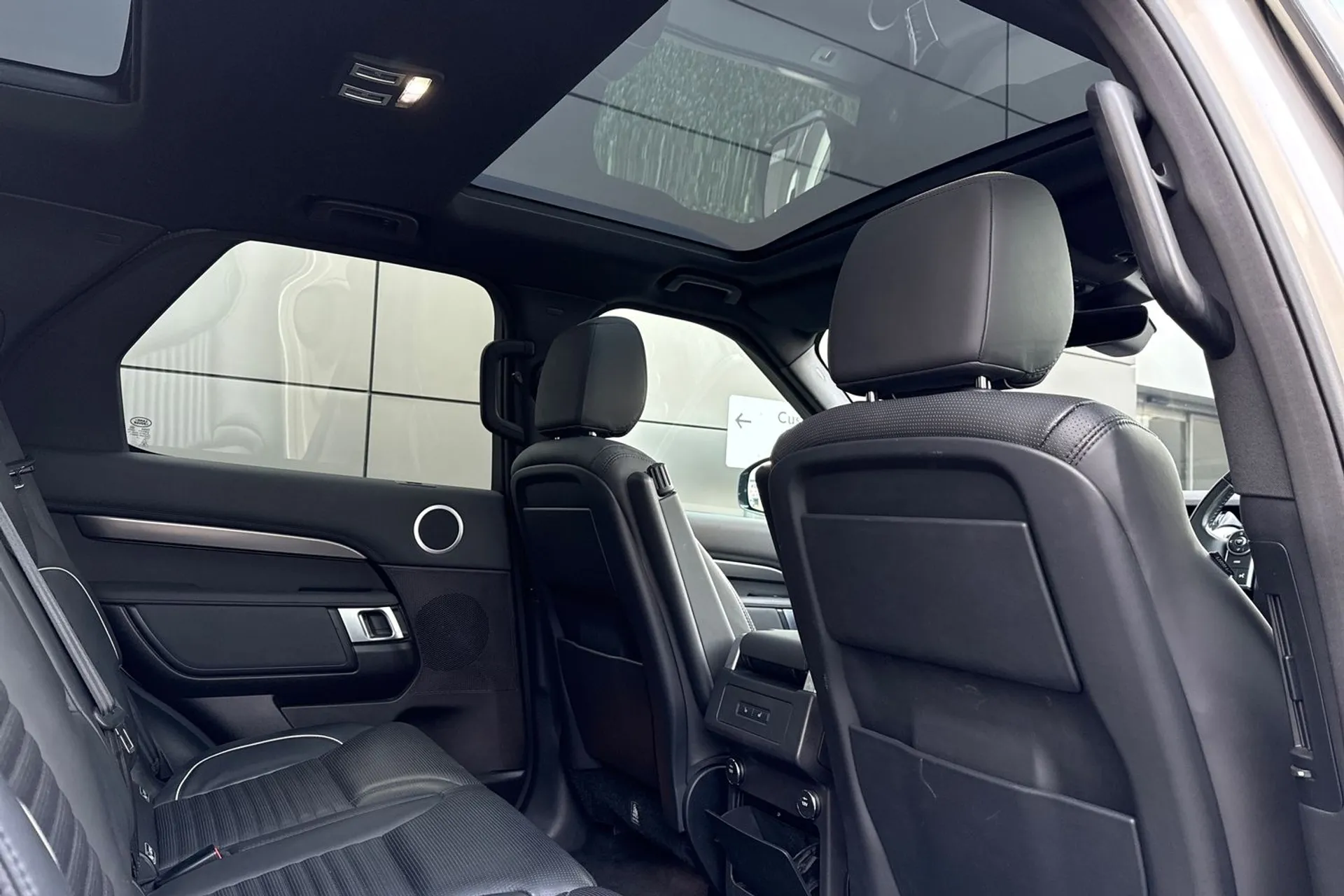 LAND ROVER DISCOVERY thumbnail image number 39