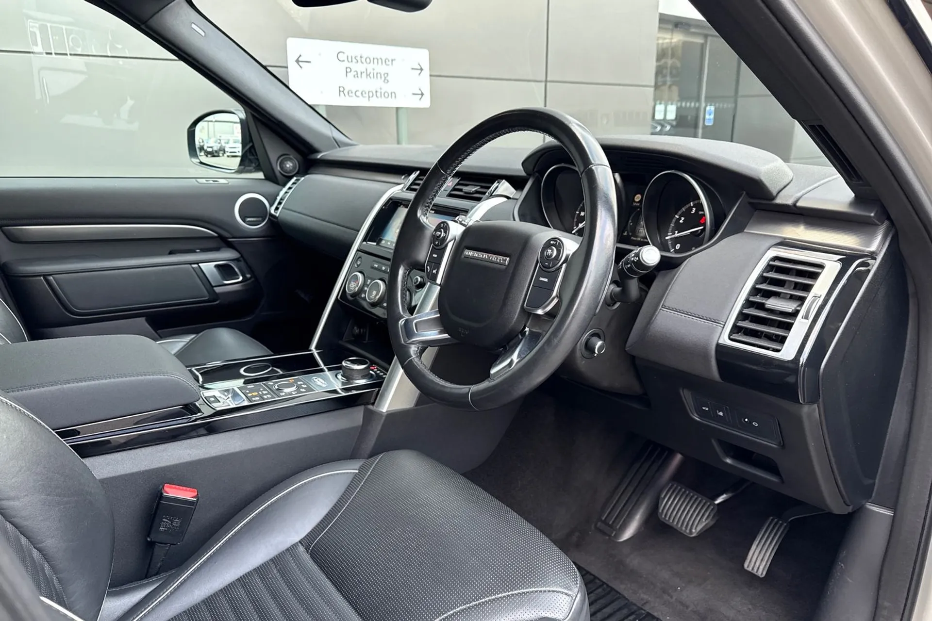 LAND ROVER DISCOVERY thumbnail image number 19