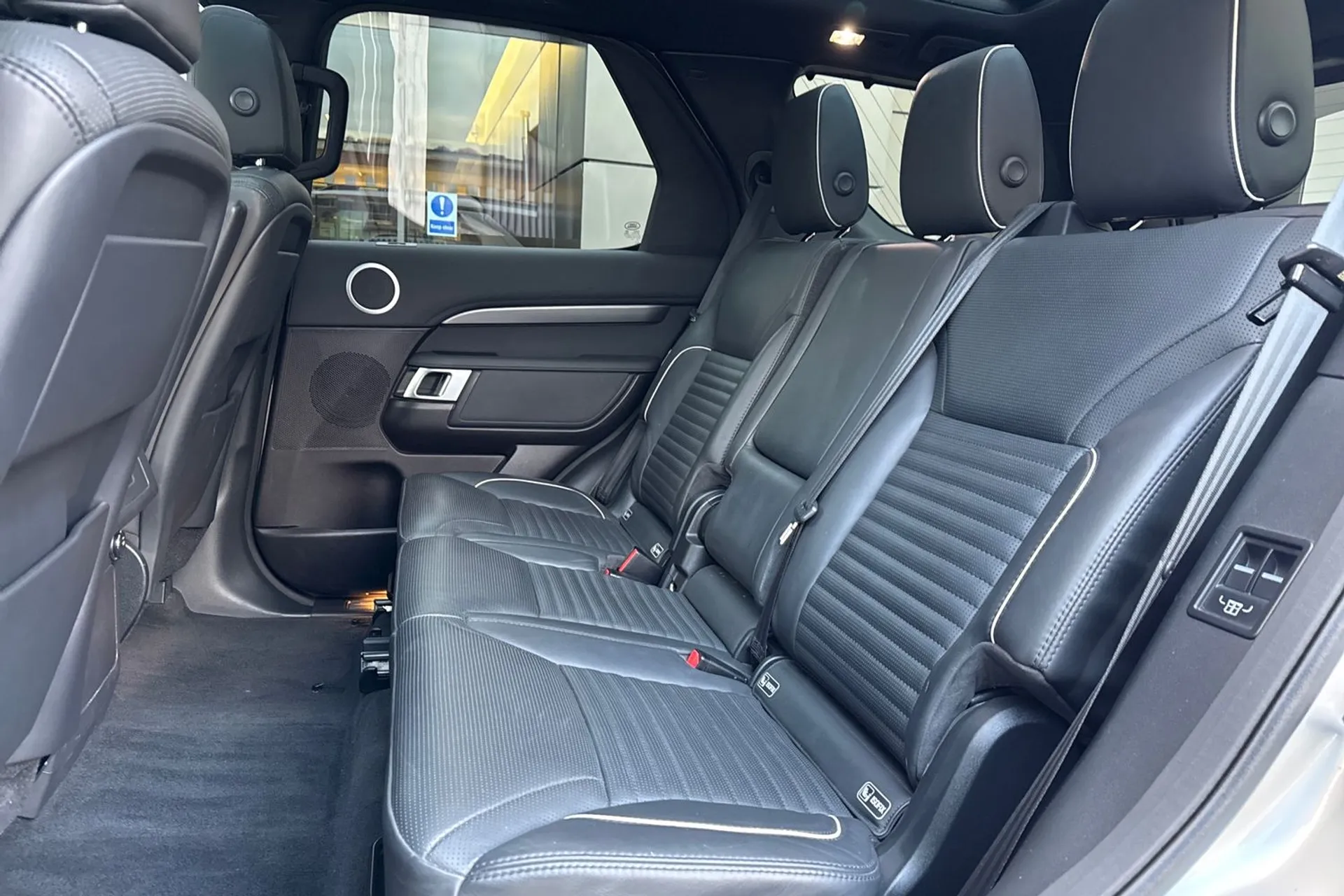 LAND ROVER DISCOVERY thumbnail image number 43