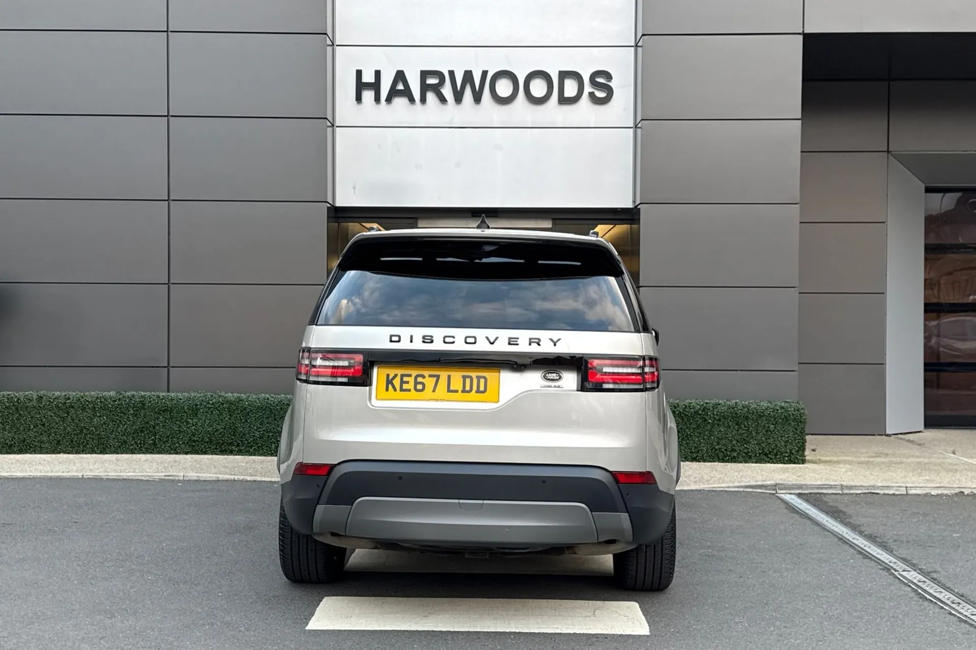 LAND ROVER DISCOVERY thumbnail image number 9