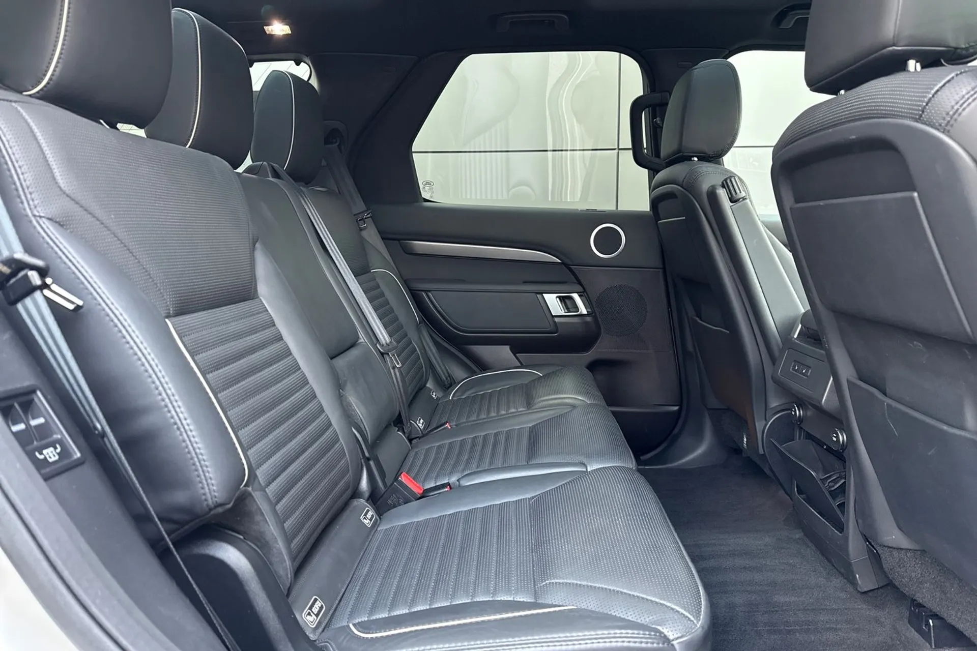 LAND ROVER DISCOVERY thumbnail image number 22