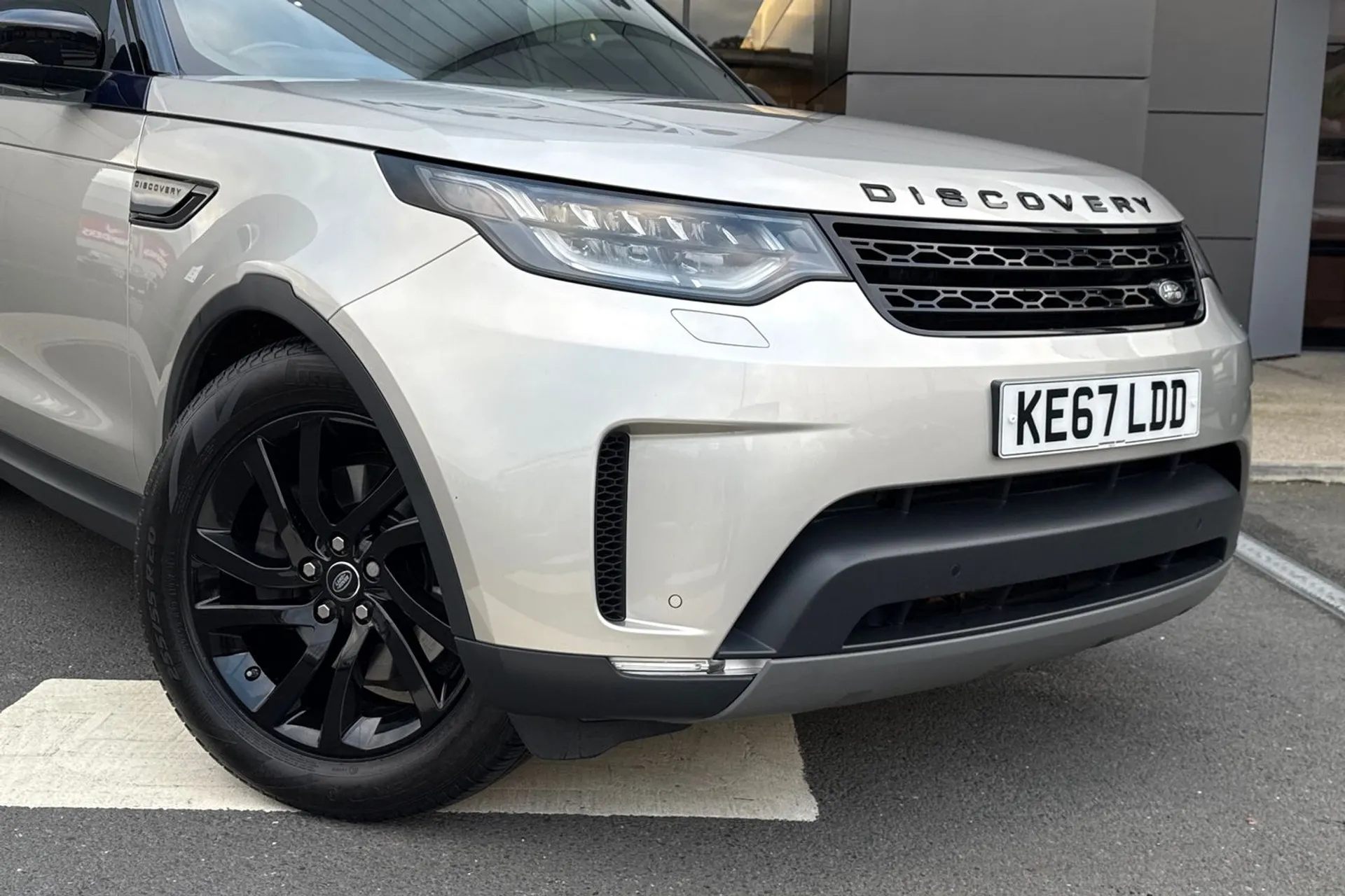 LAND ROVER DISCOVERY thumbnail image number 17