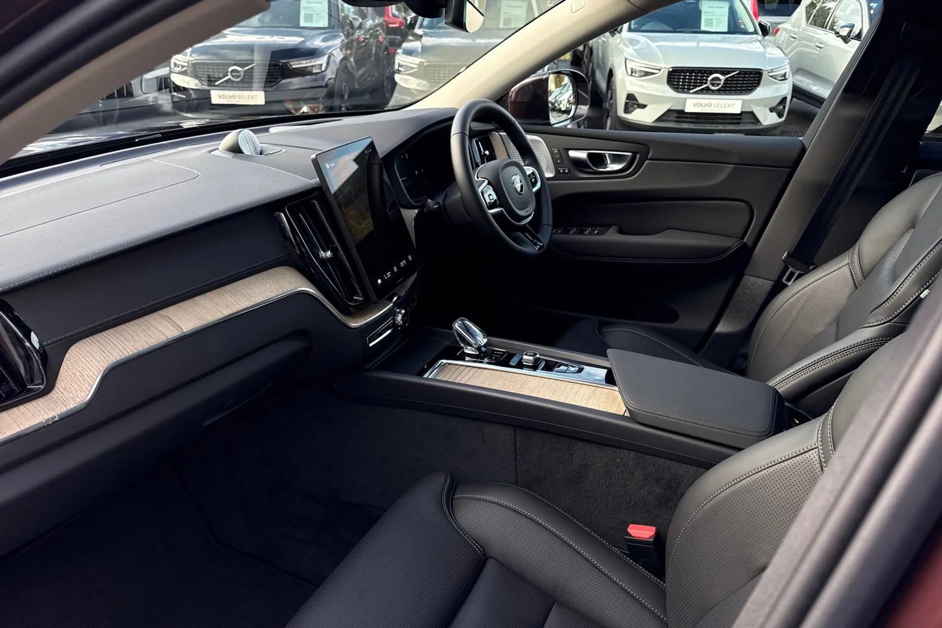 Volvo XC60 thumbnail image number 26