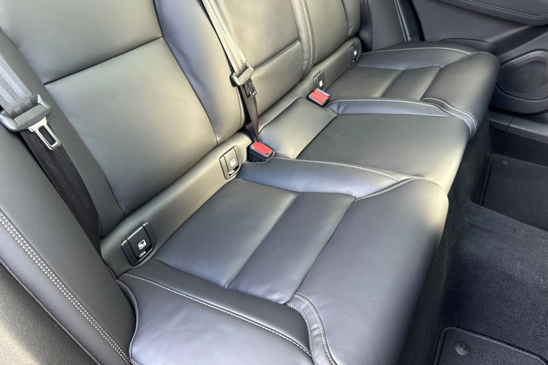 Volvo XC60 thumbnail image number 24