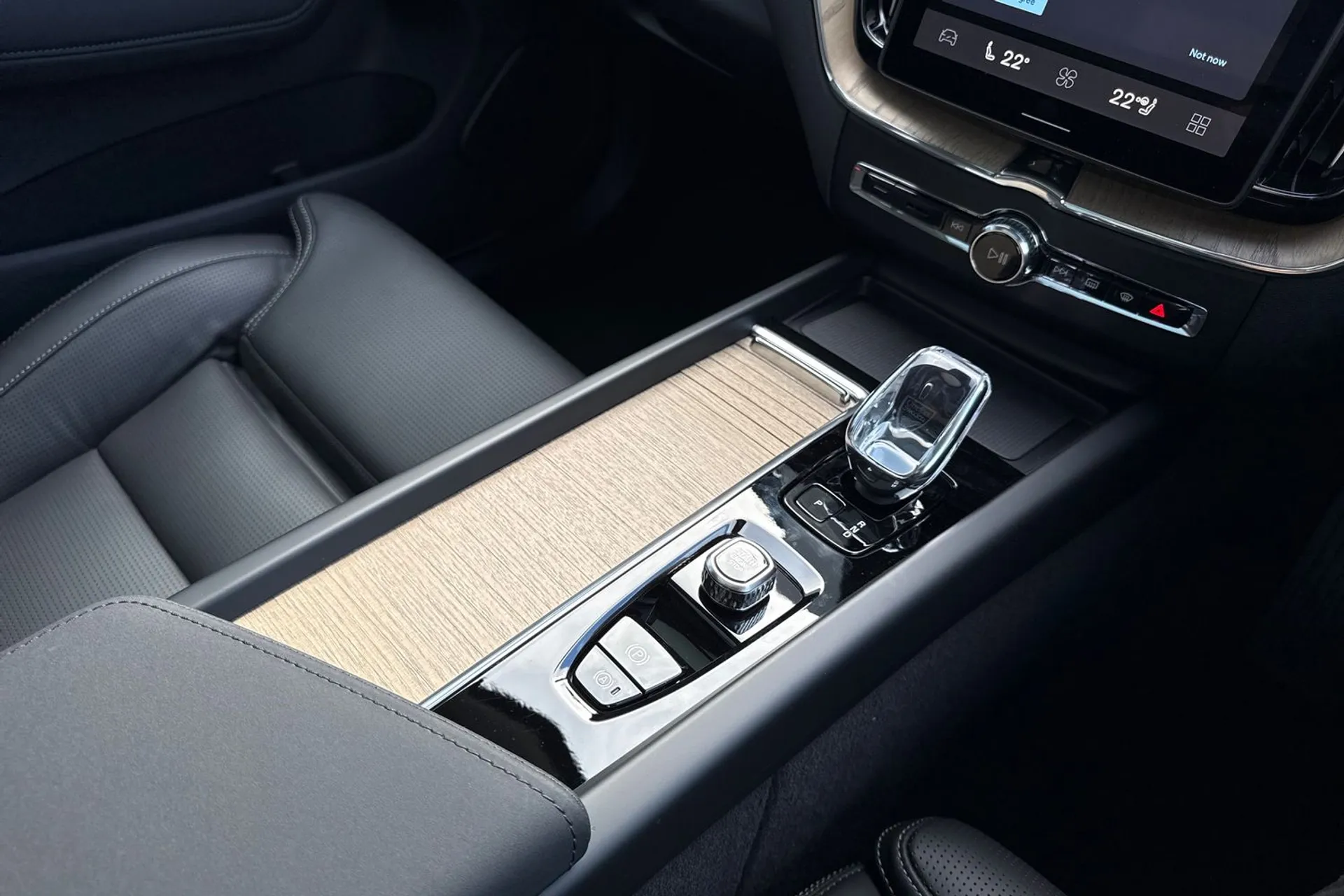 Volvo XC60 thumbnail image number 44