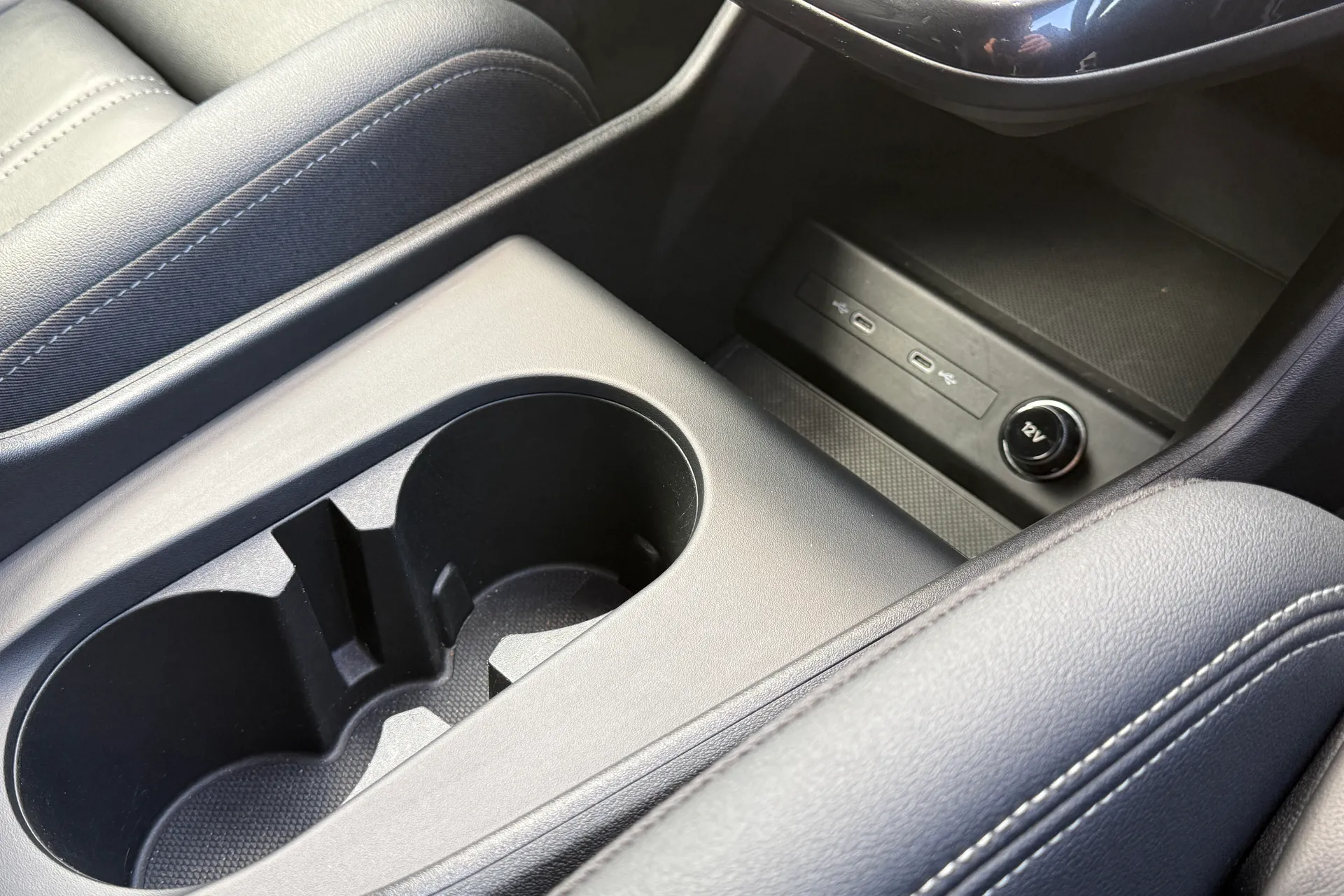 Audi Q4 thumbnail image number 42