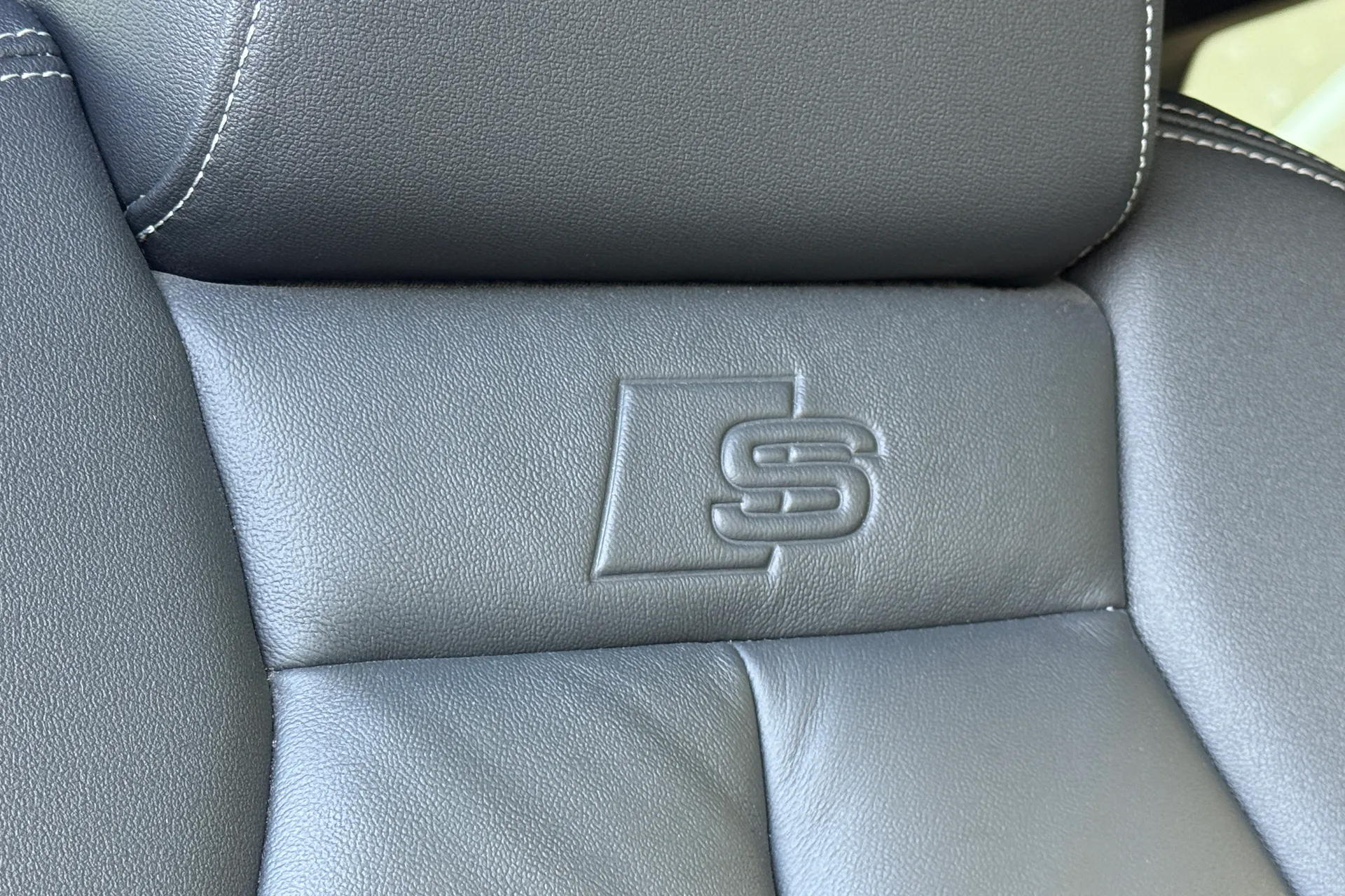 Audi Q4 thumbnail image number 55