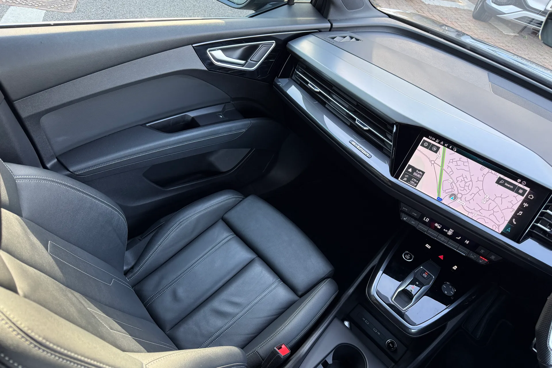 Audi Q4 thumbnail image number 47