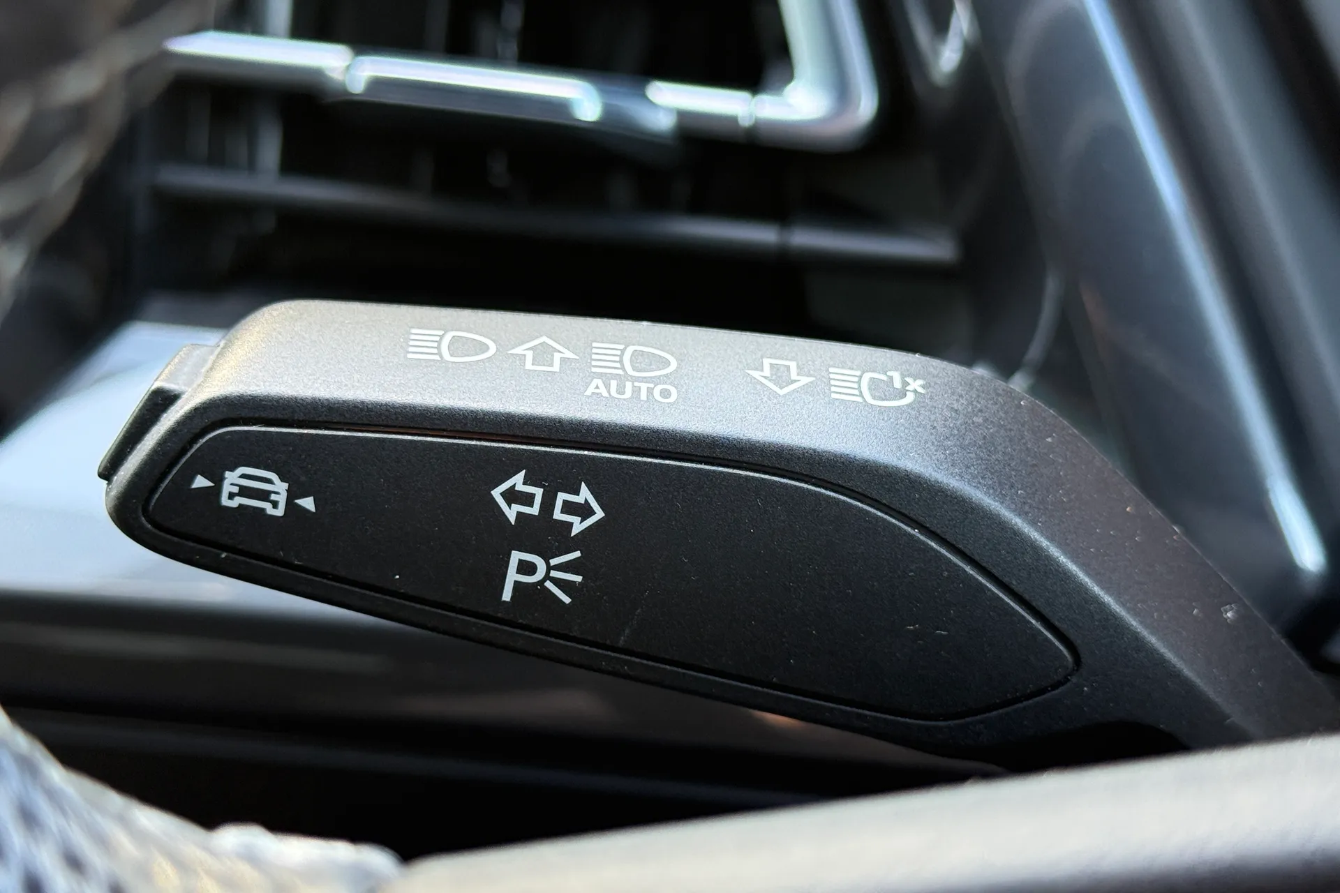 Audi Q4 thumbnail image number 62