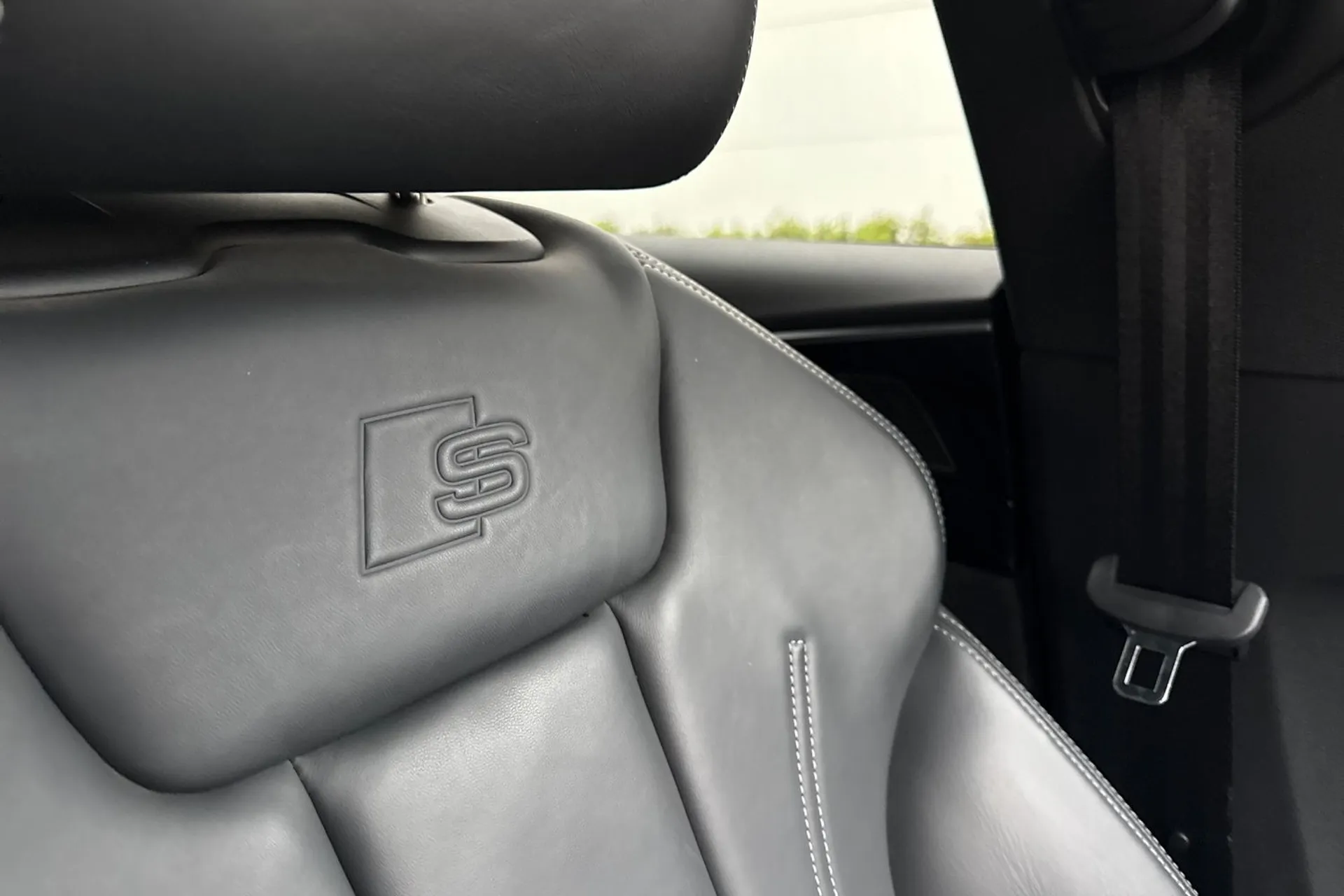 Audi A5 thumbnail image number 54