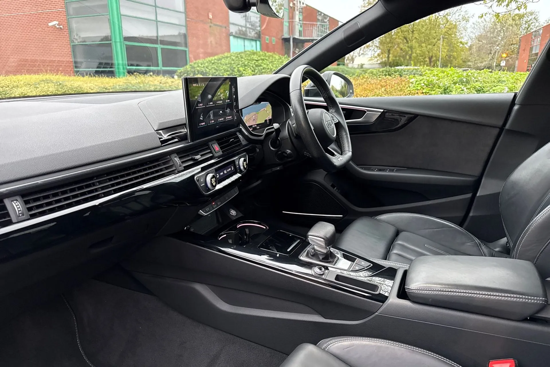 Audi A5 thumbnail image number 32