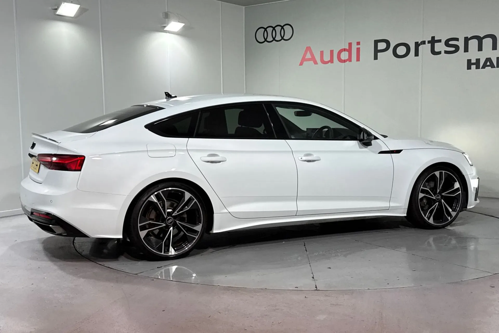 Audi A5 thumbnail image number 11