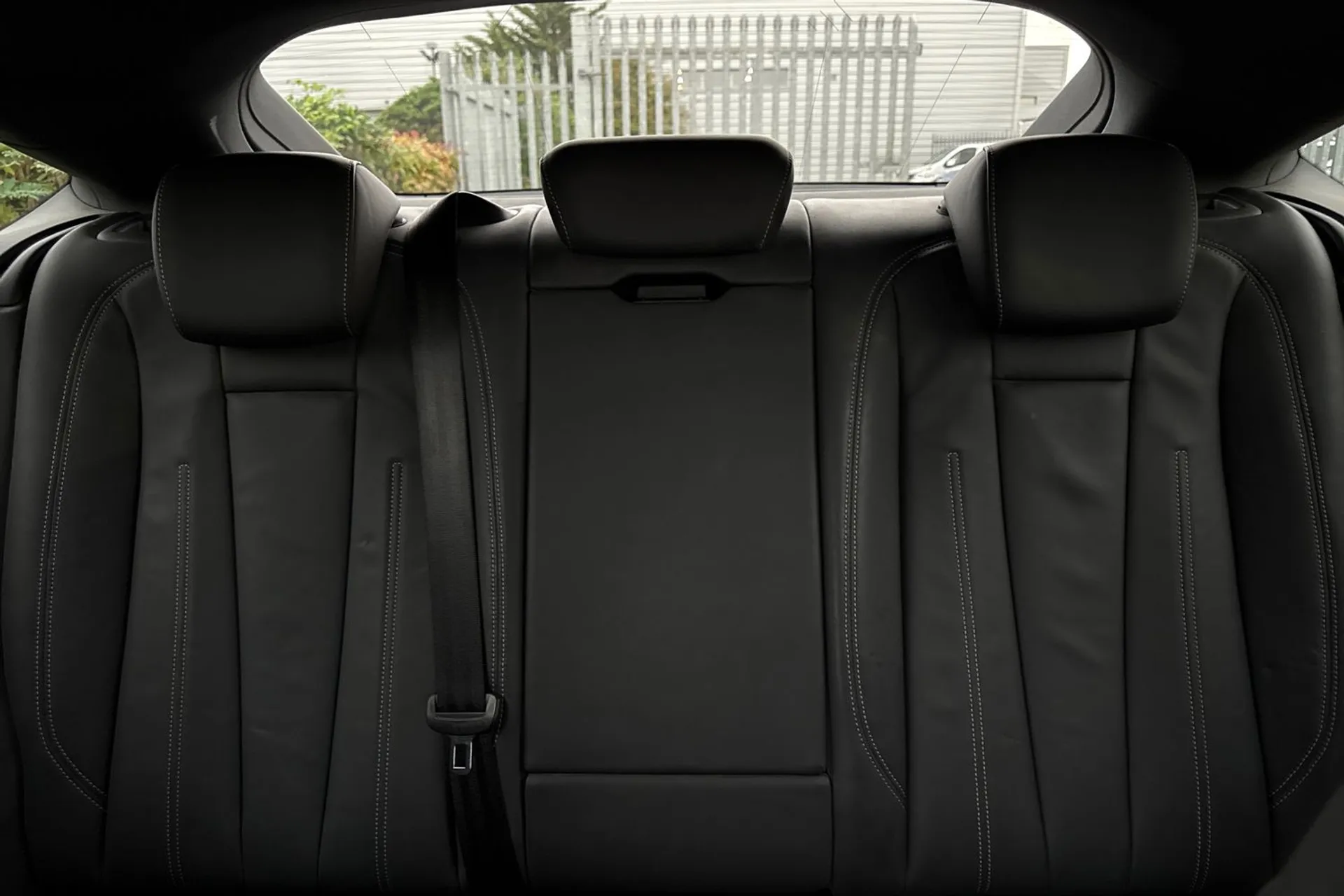 Audi A5 thumbnail image number 38