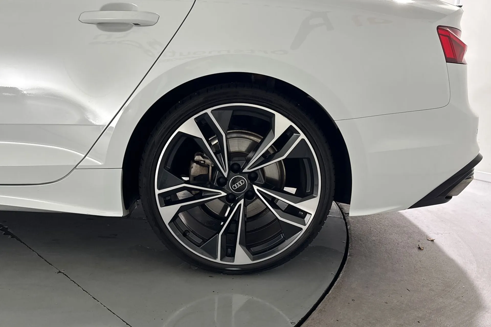 Audi A5 thumbnail image number 13