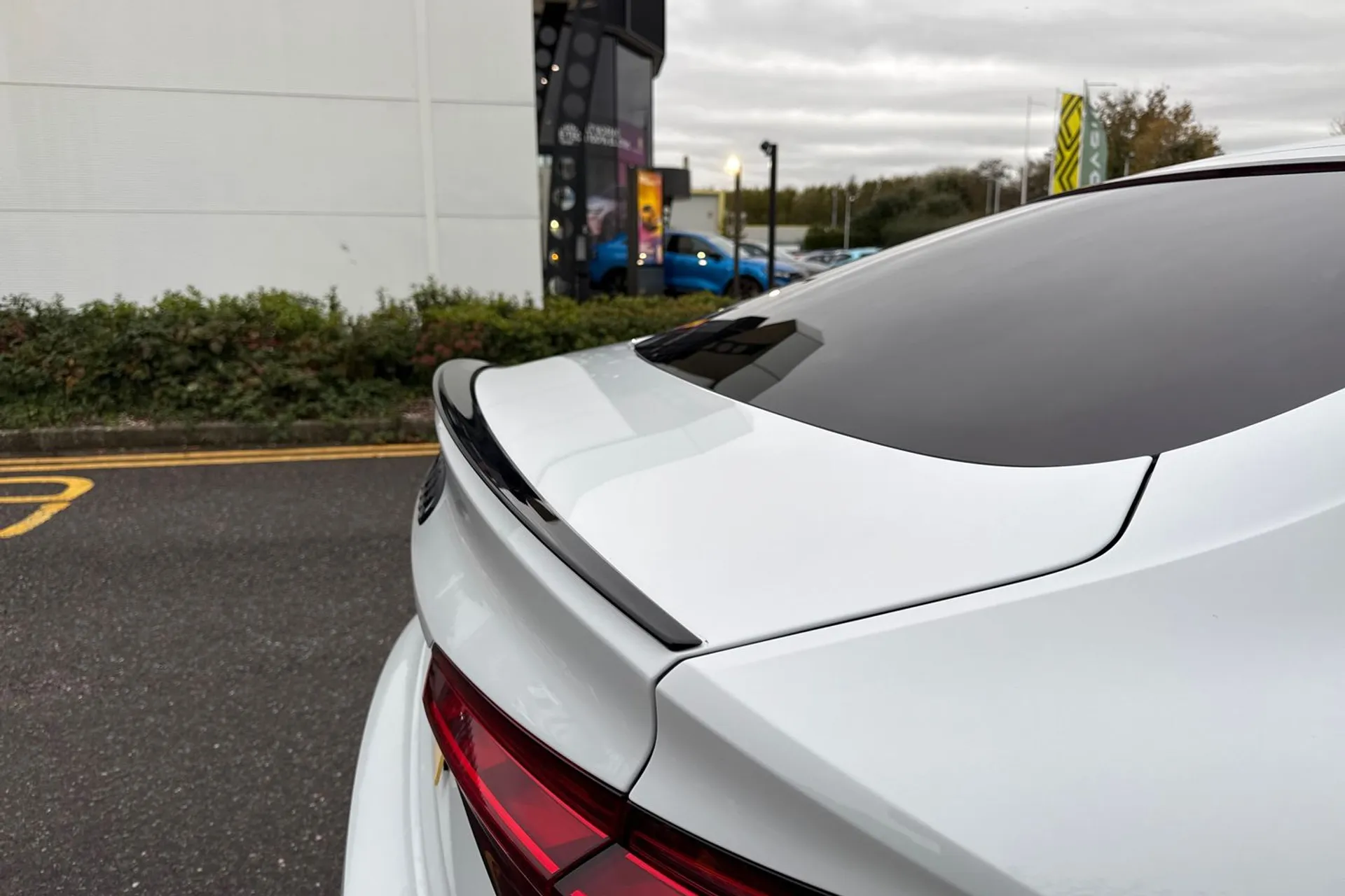 Audi A5 thumbnail image number 18