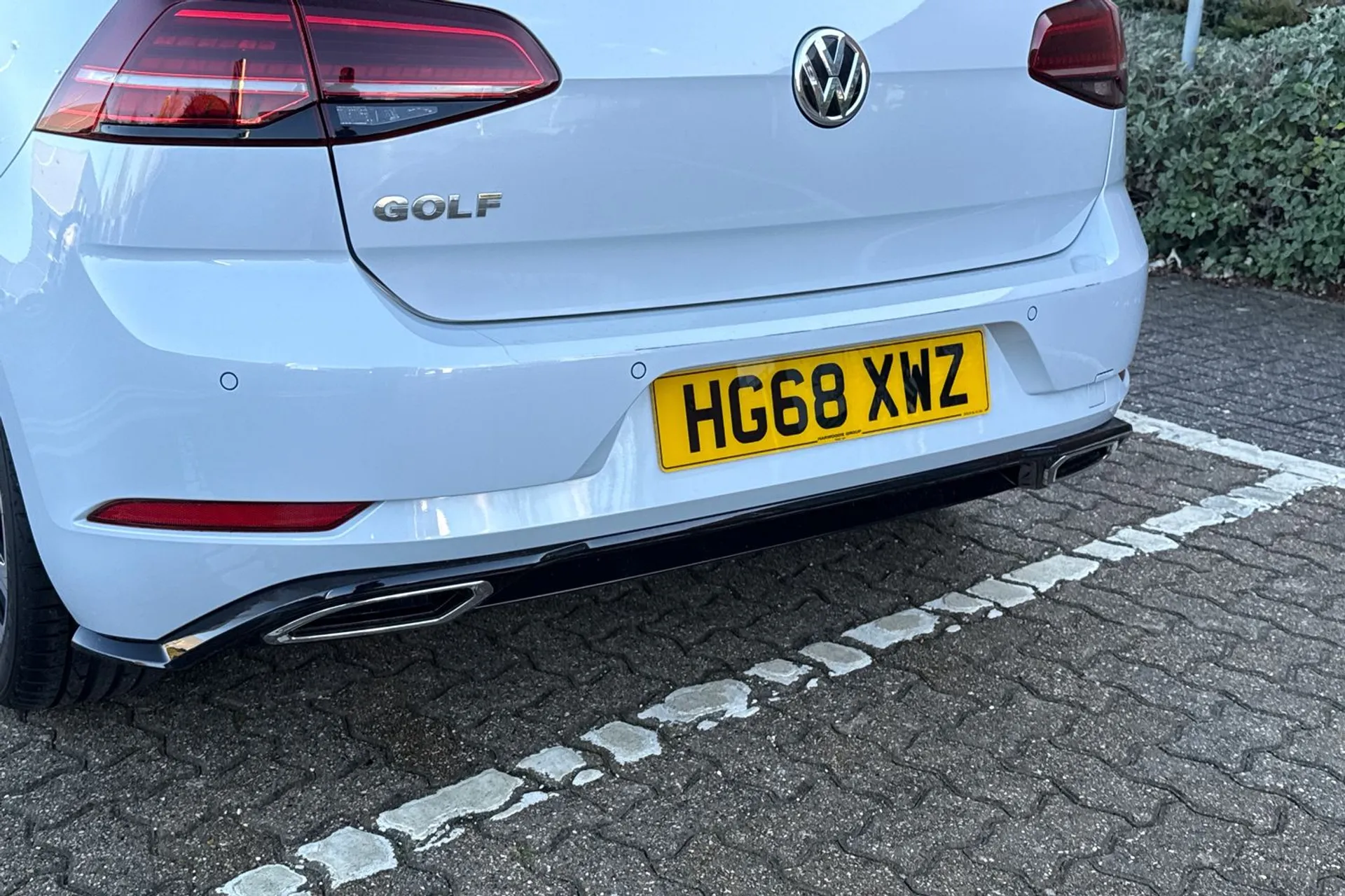 VOLKSWAGEN GOLF thumbnail image number 16