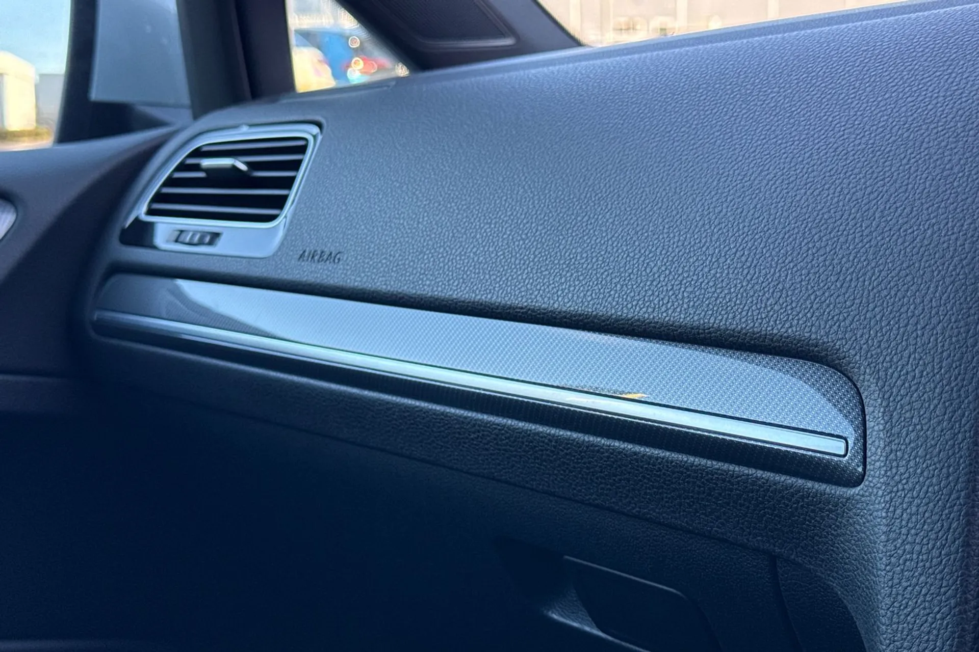 VOLKSWAGEN GOLF thumbnail image number 19