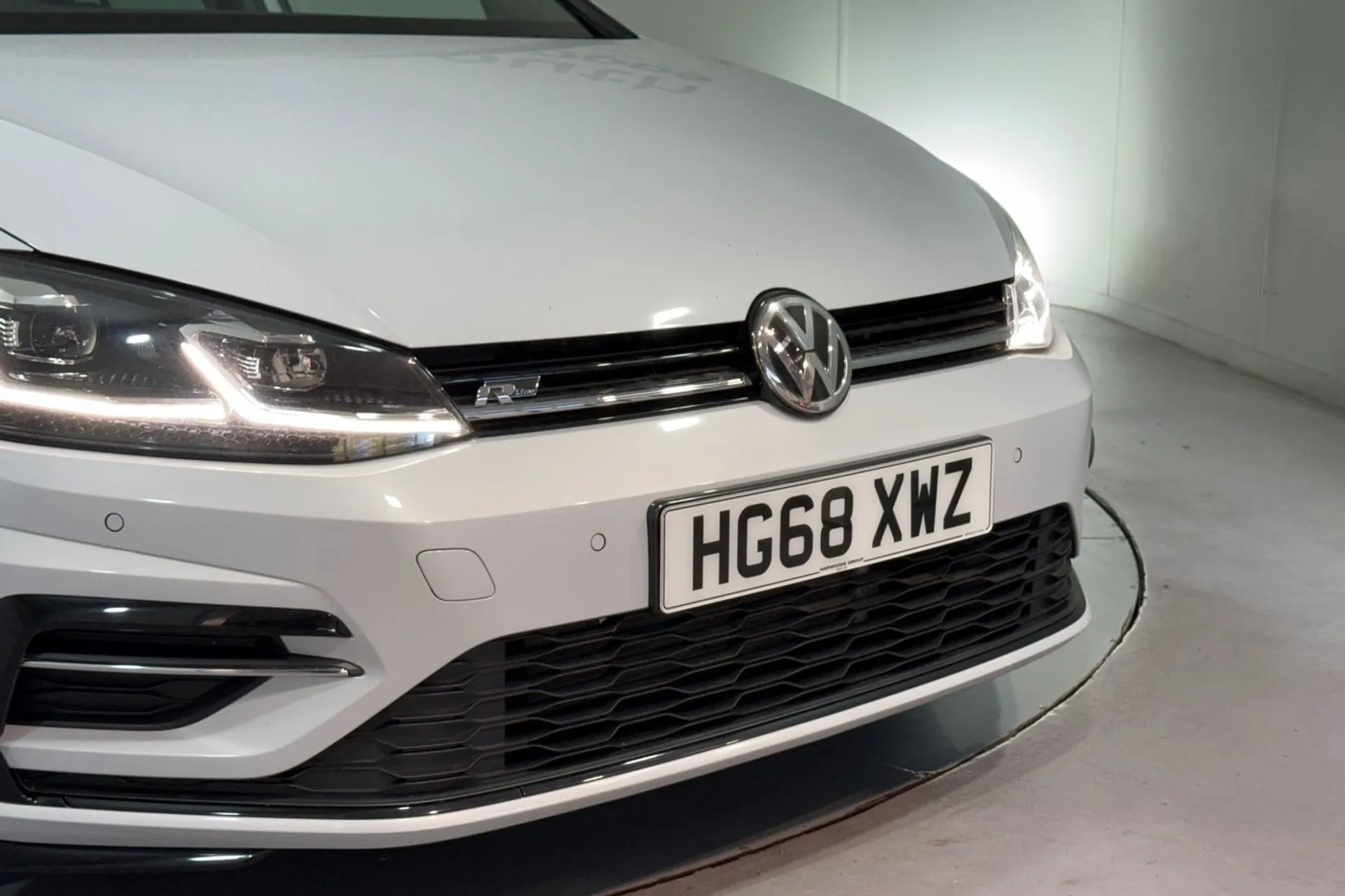 VOLKSWAGEN GOLF thumbnail image number 7