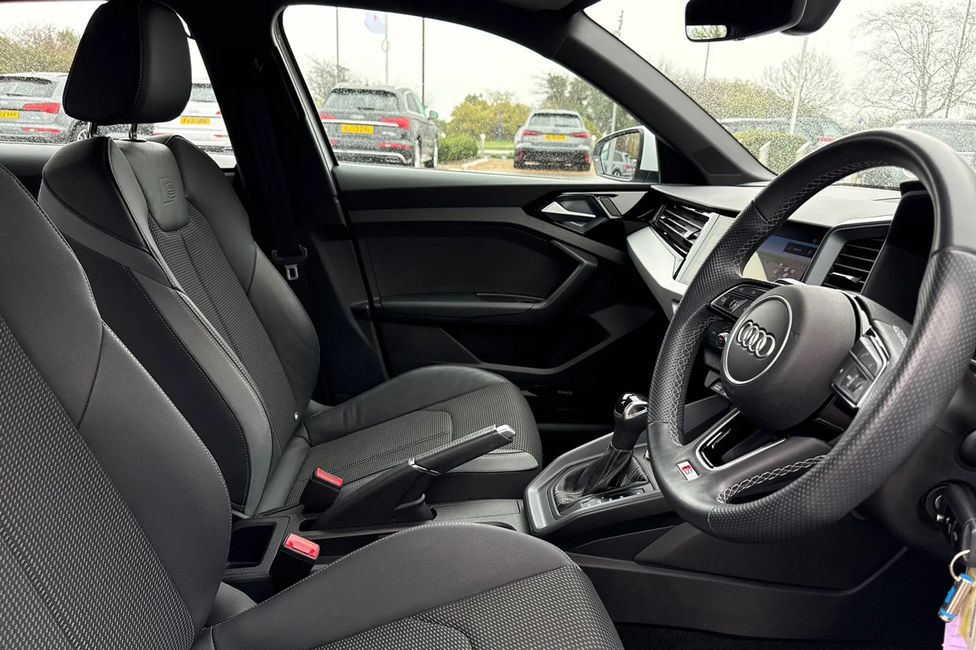 Audi A1 thumbnail image number 31