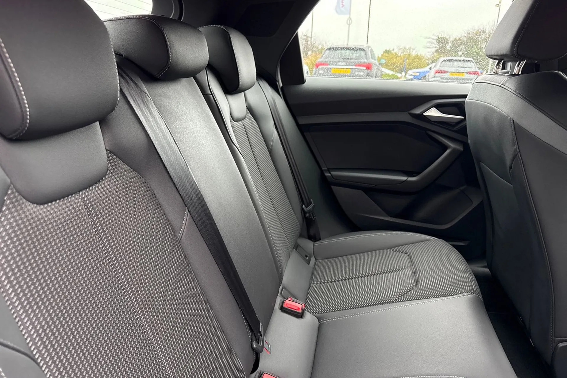 Audi A1 thumbnail image number 24