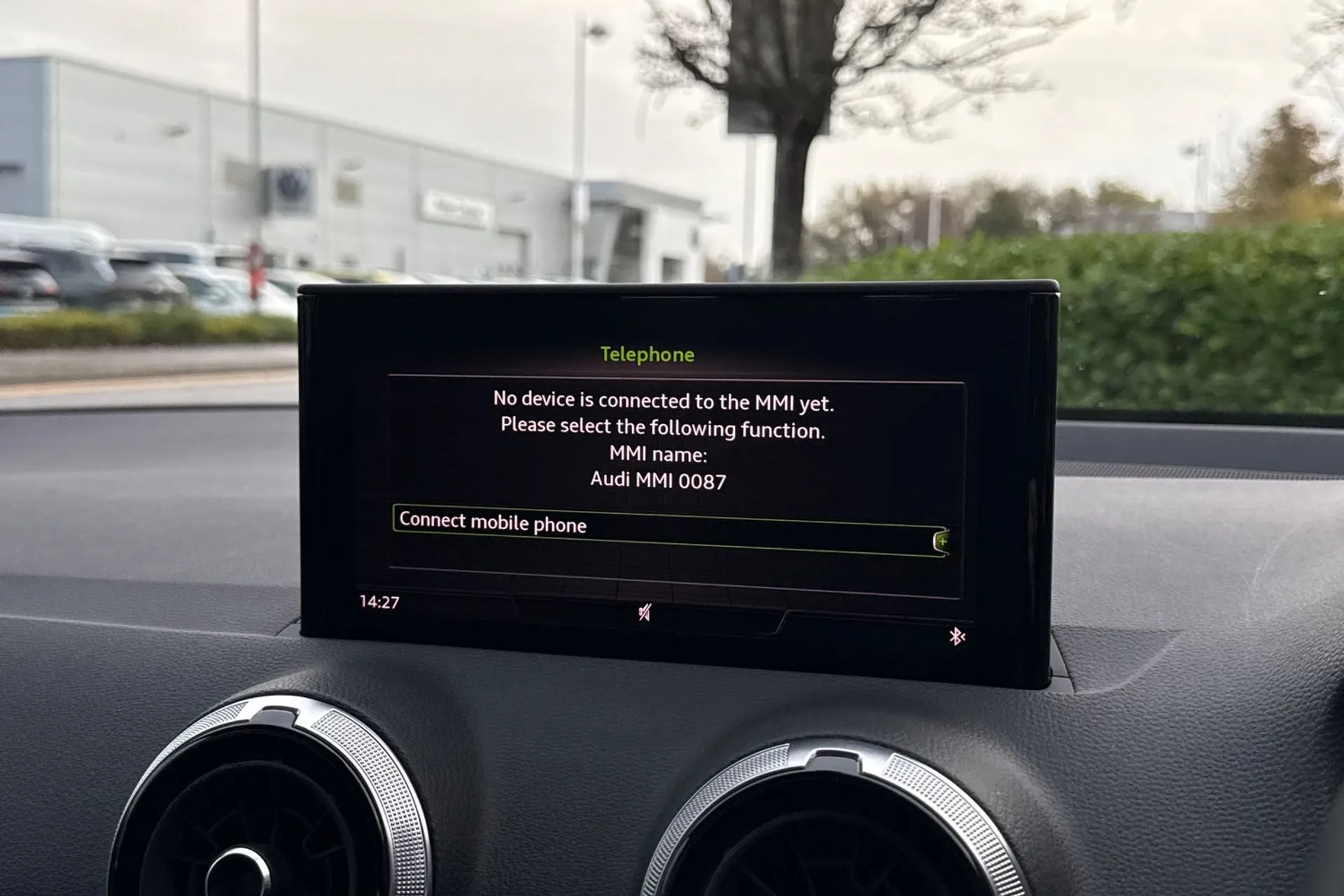 Audi Q2 thumbnail image number 30