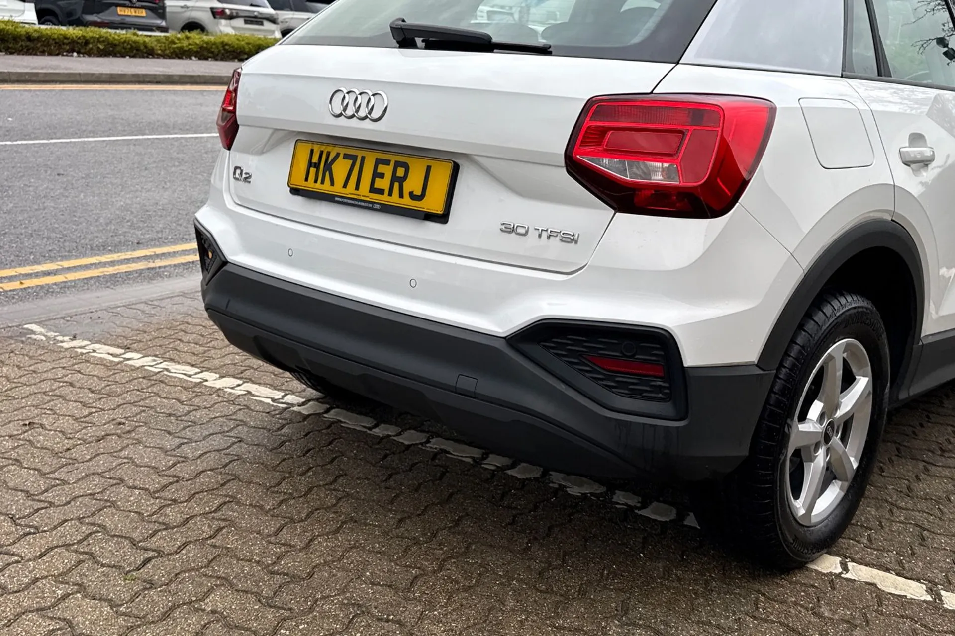 Audi Q2 thumbnail image number 16