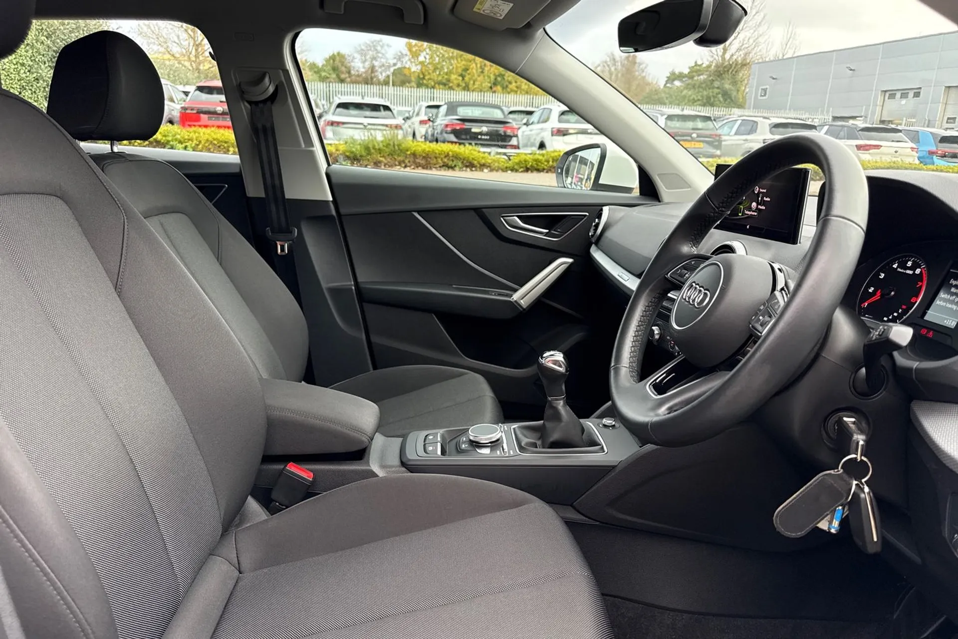 Audi Q2 thumbnail image number 29