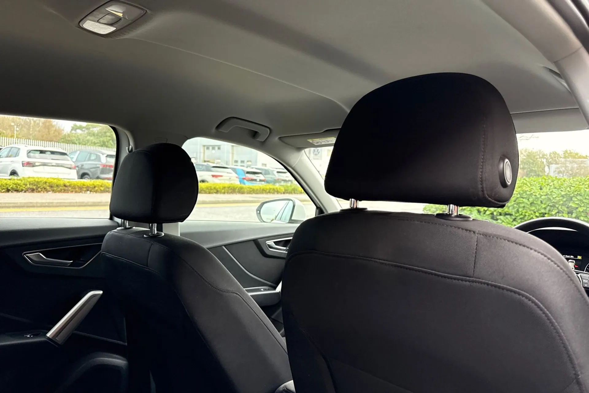 Audi Q2 thumbnail image number 25