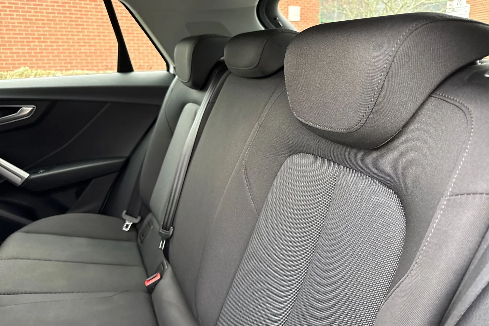 Audi Q2 thumbnail image number 39