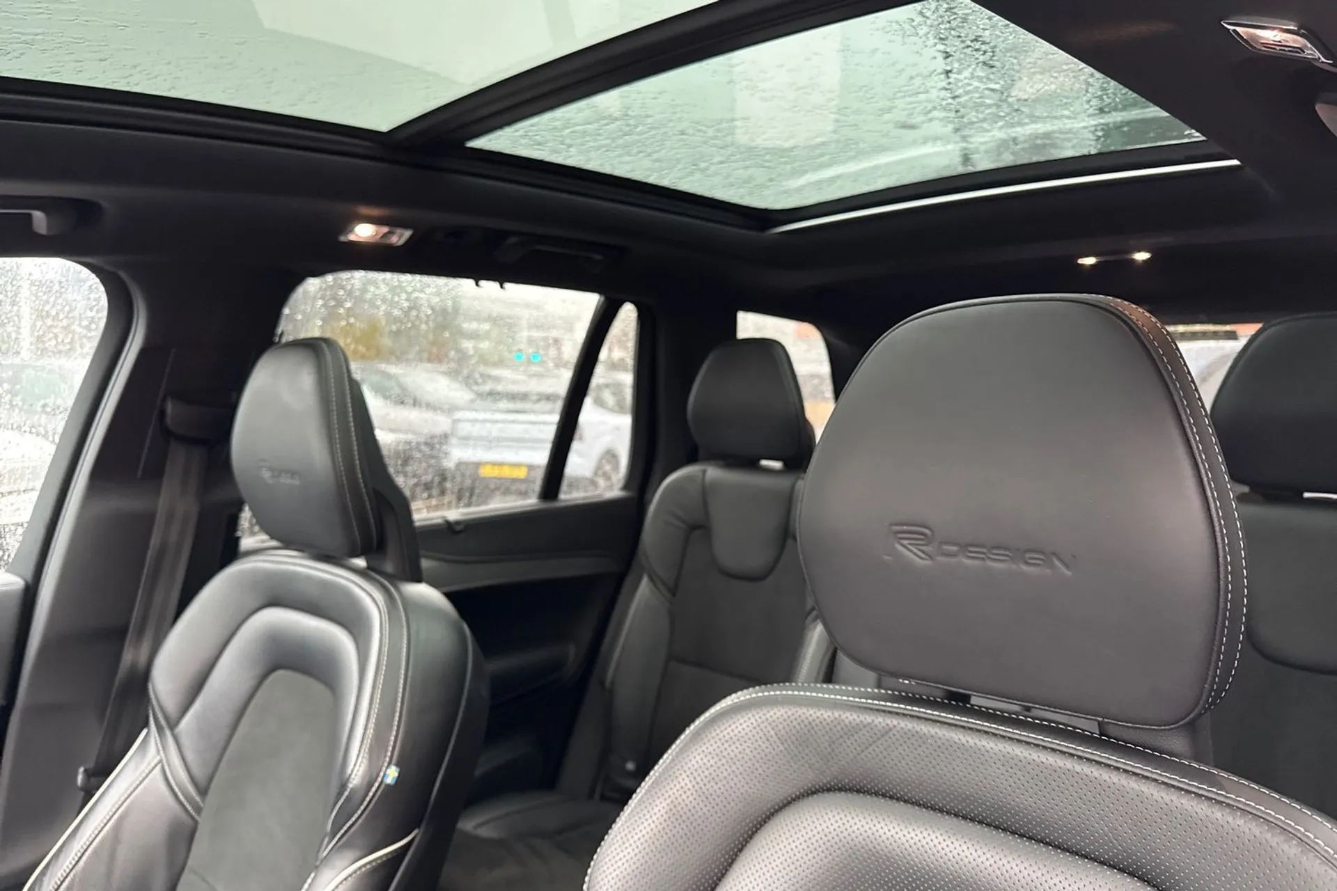 Volvo XC90 thumbnail image number 30