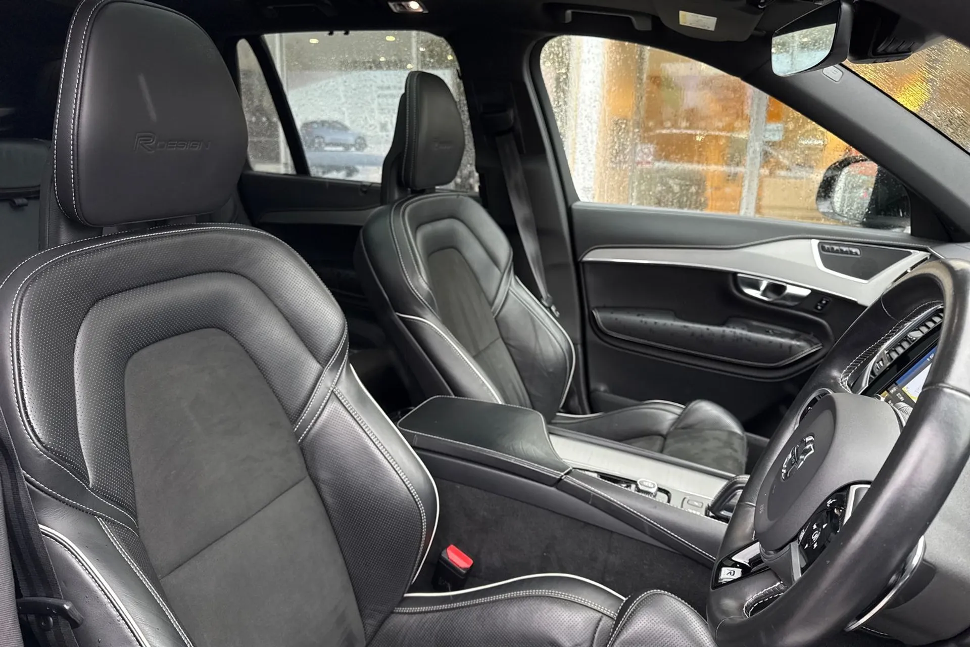 Volvo XC90 thumbnail image number 27