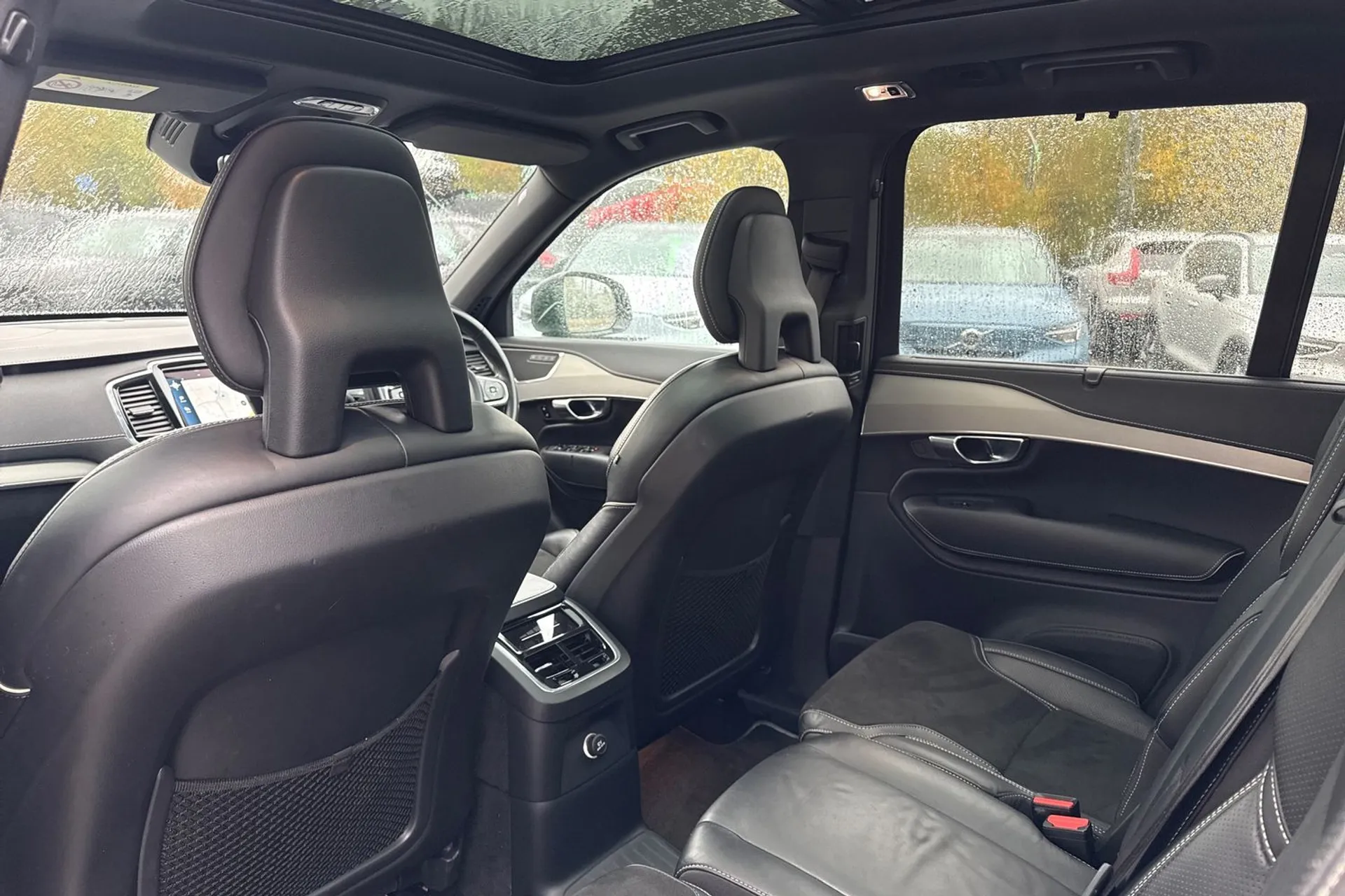 Volvo XC90 thumbnail image number 32