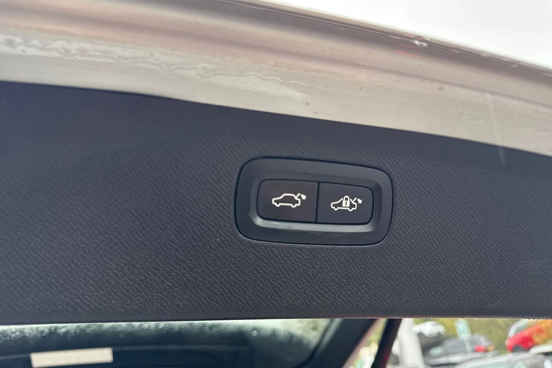 Volvo XC90 thumbnail image number 22