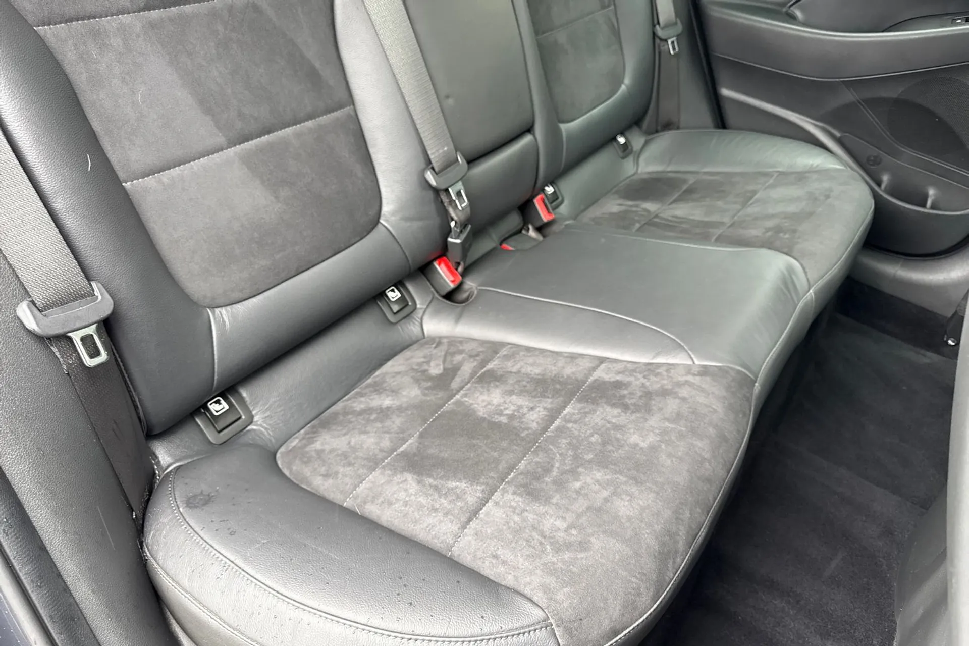 HYUNDAI I30 thumbnail image number 26