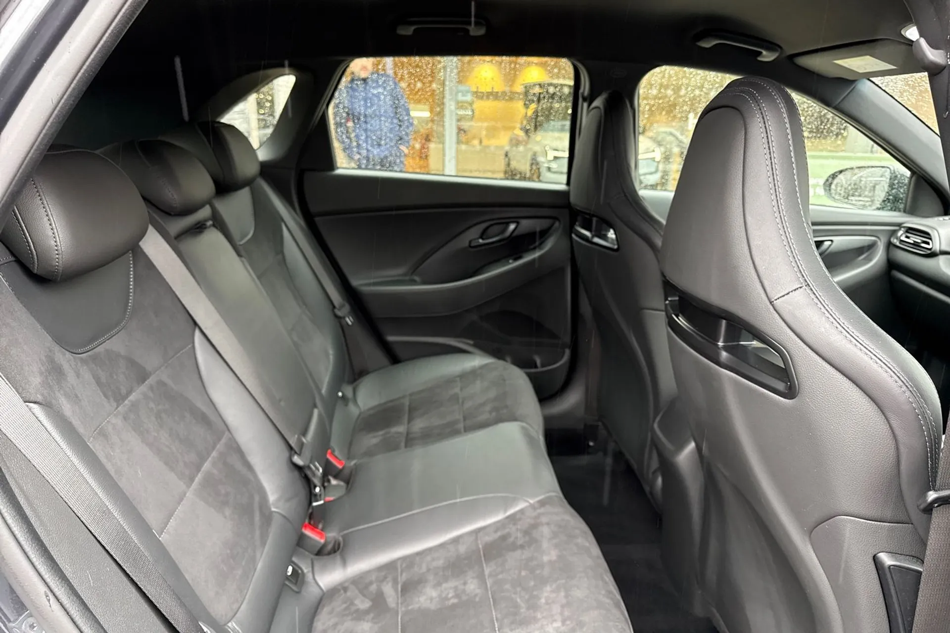 HYUNDAI I30 thumbnail image number 24