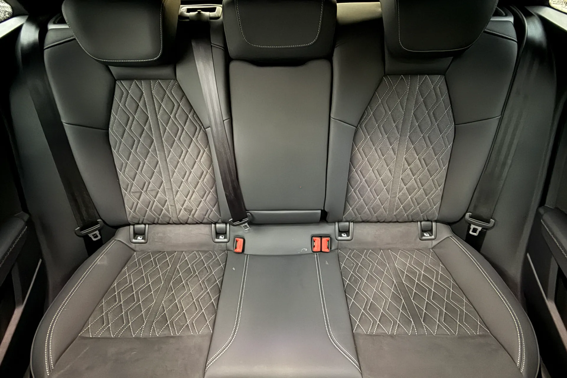 Audi A3 thumbnail image number 24