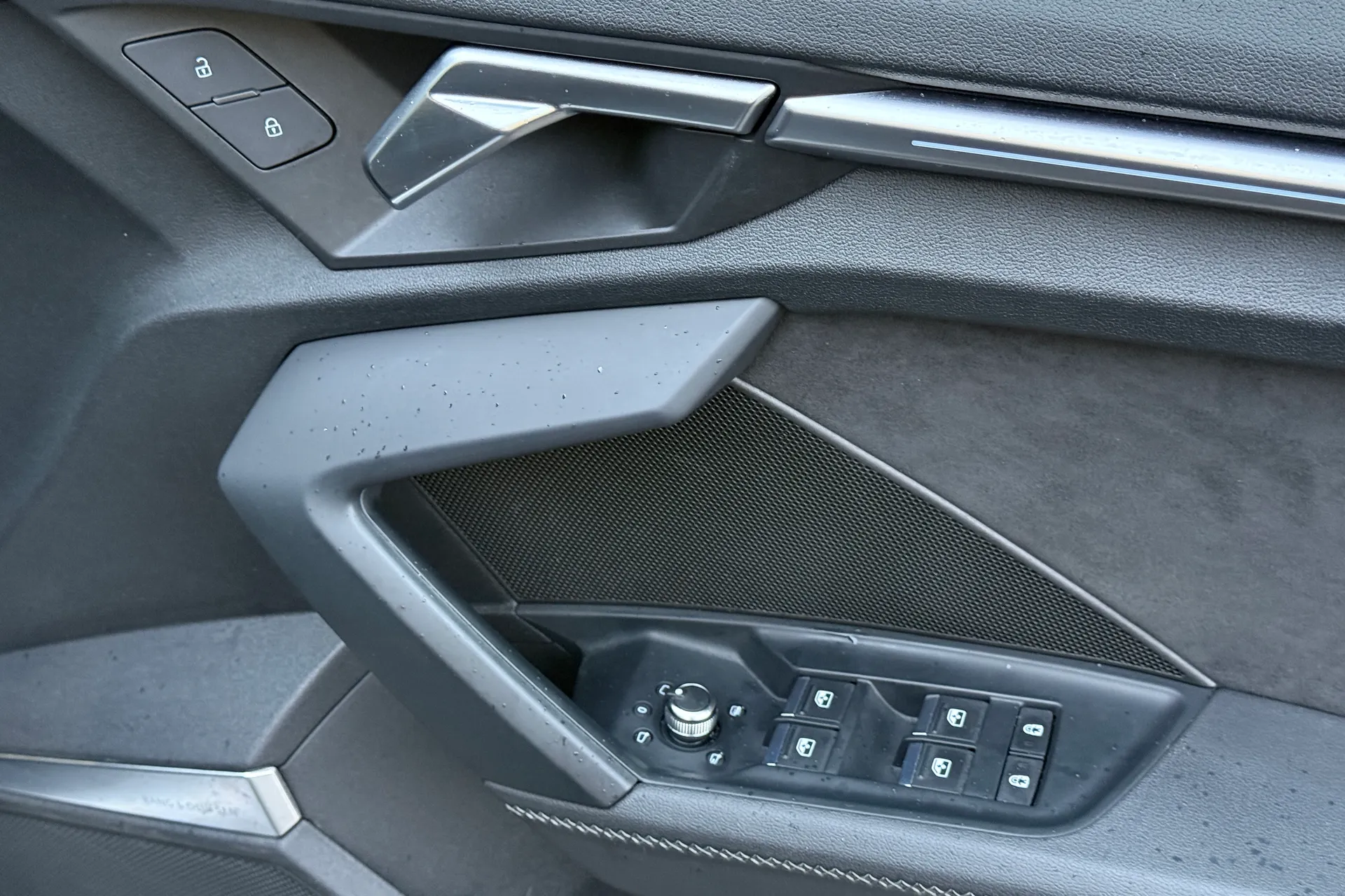 Audi A3 thumbnail image number 38