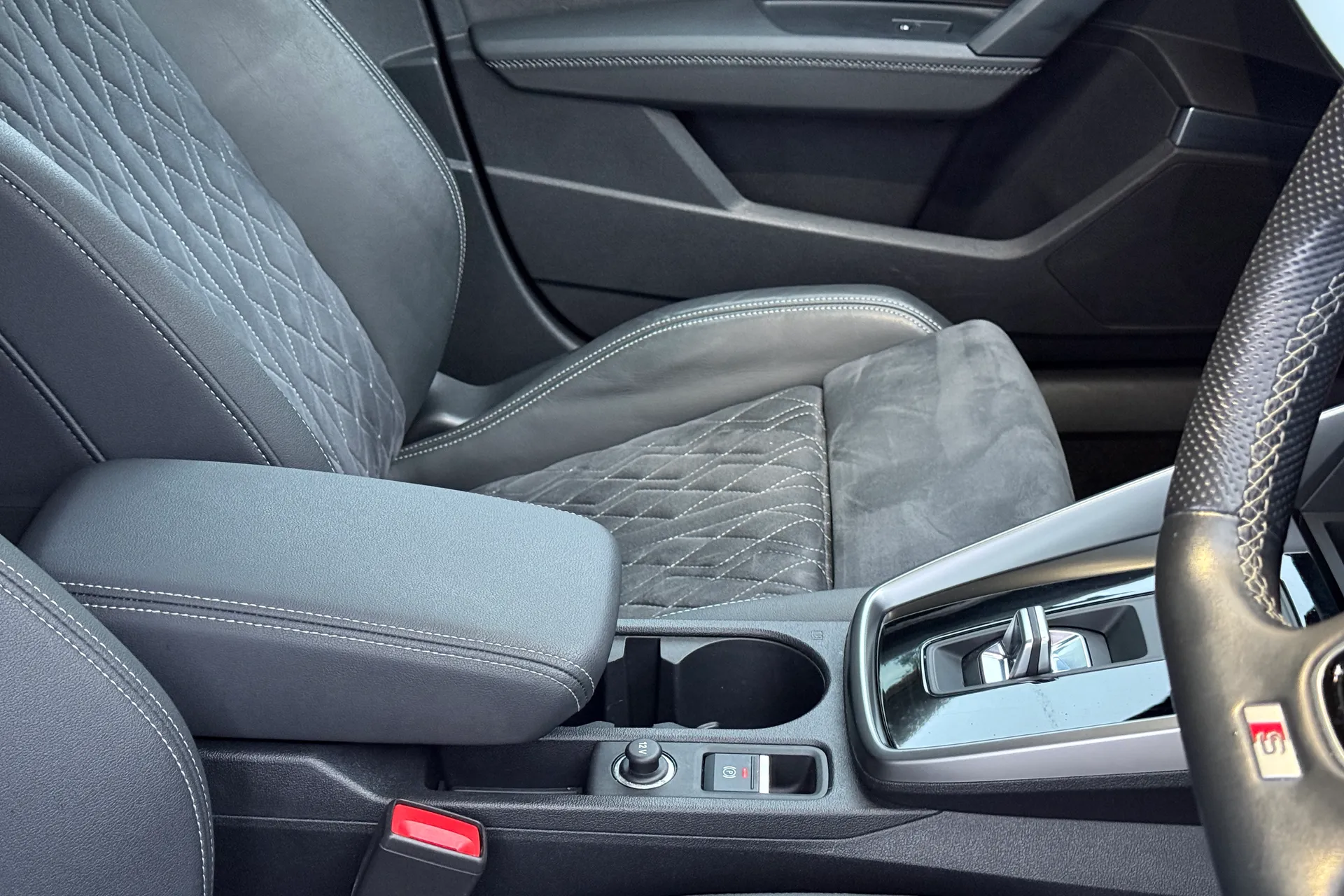 Audi A3 thumbnail image number 40