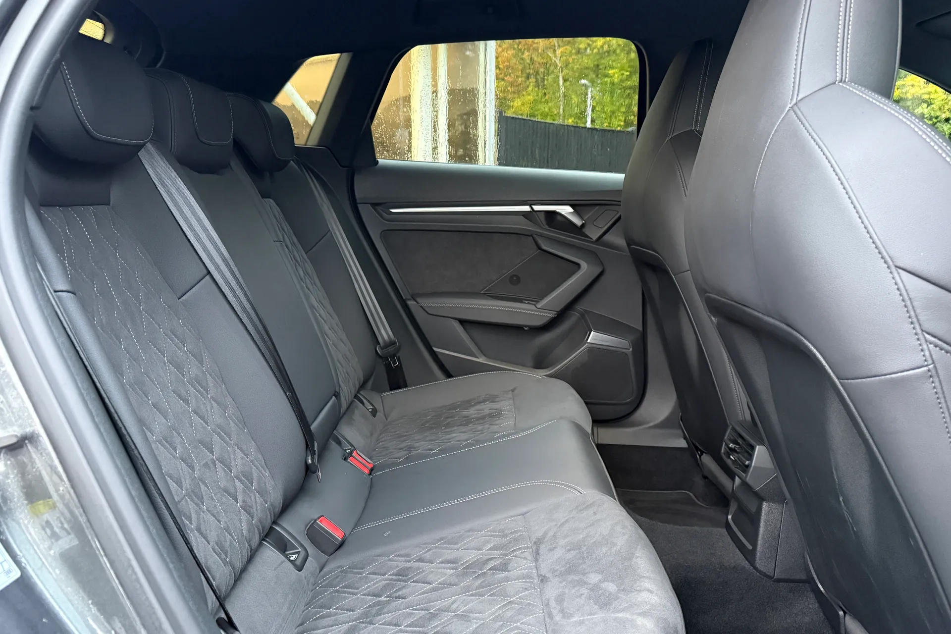 Audi A3 thumbnail image number 10