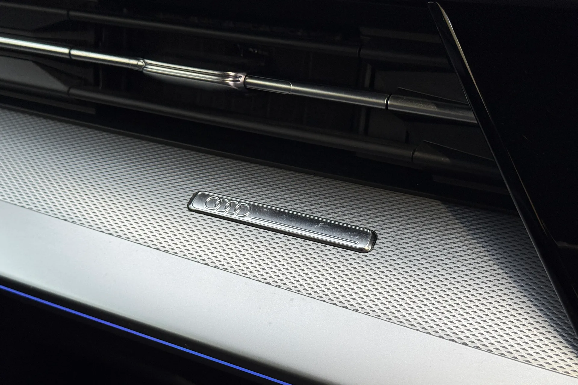 Audi A3 thumbnail image number 54