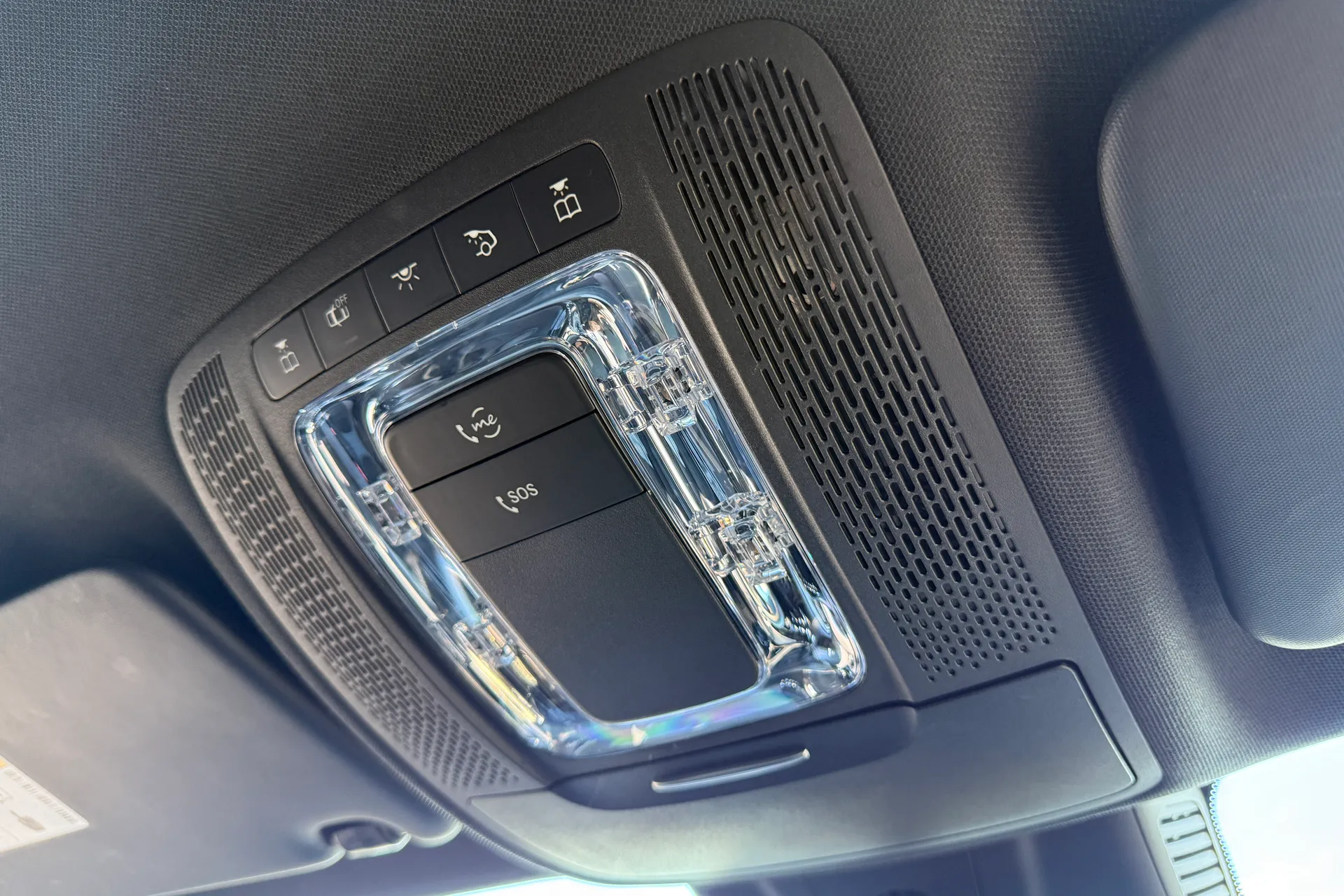 MERCEDES-BENZ GLA thumbnail image number 21