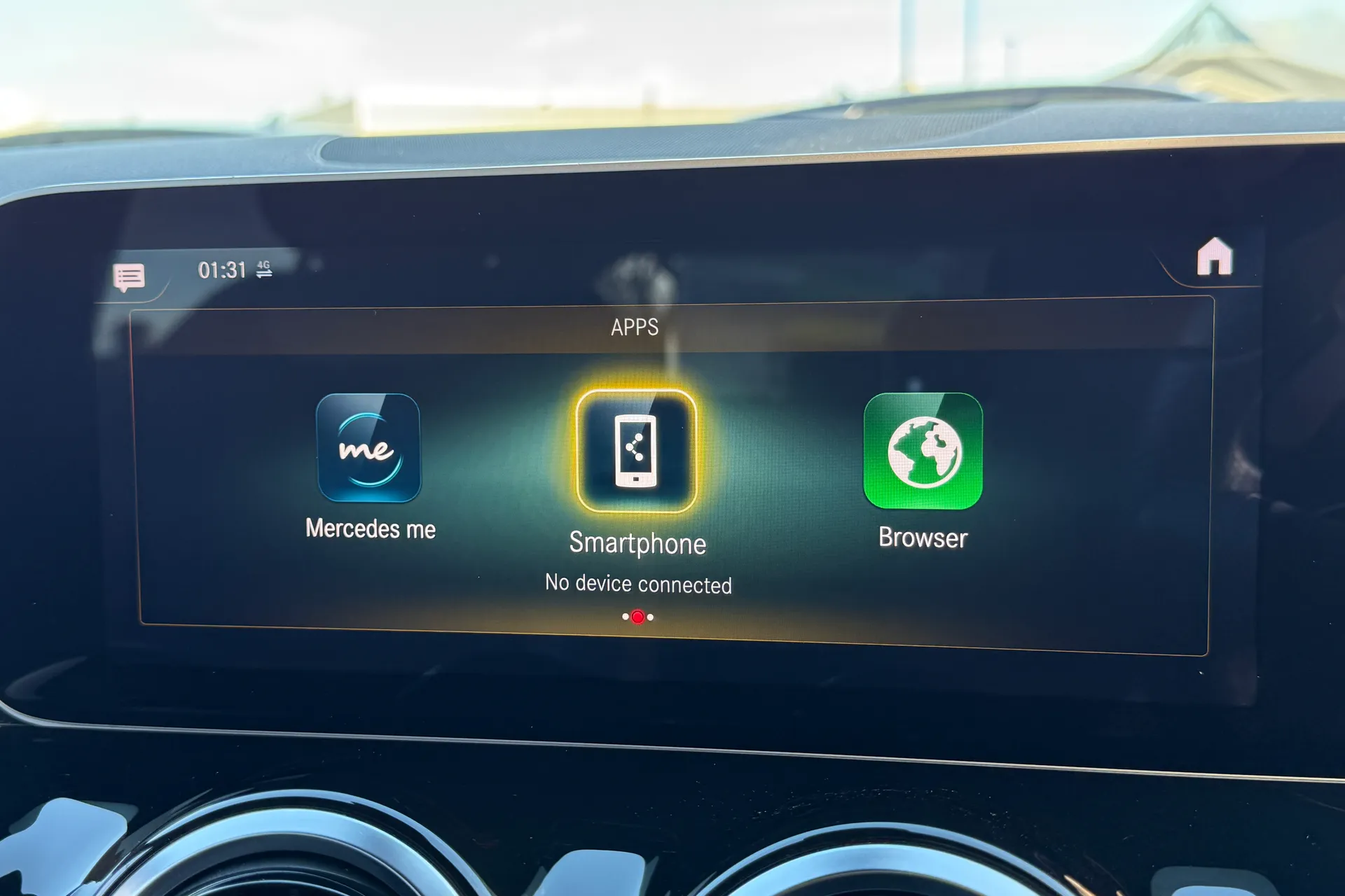 MERCEDES-BENZ GLA thumbnail image number 9