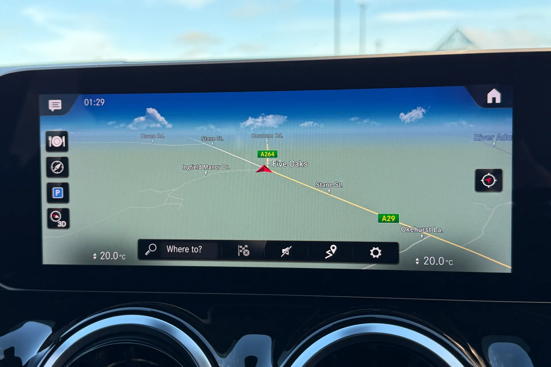 MERCEDES-BENZ GLA thumbnail image number 5