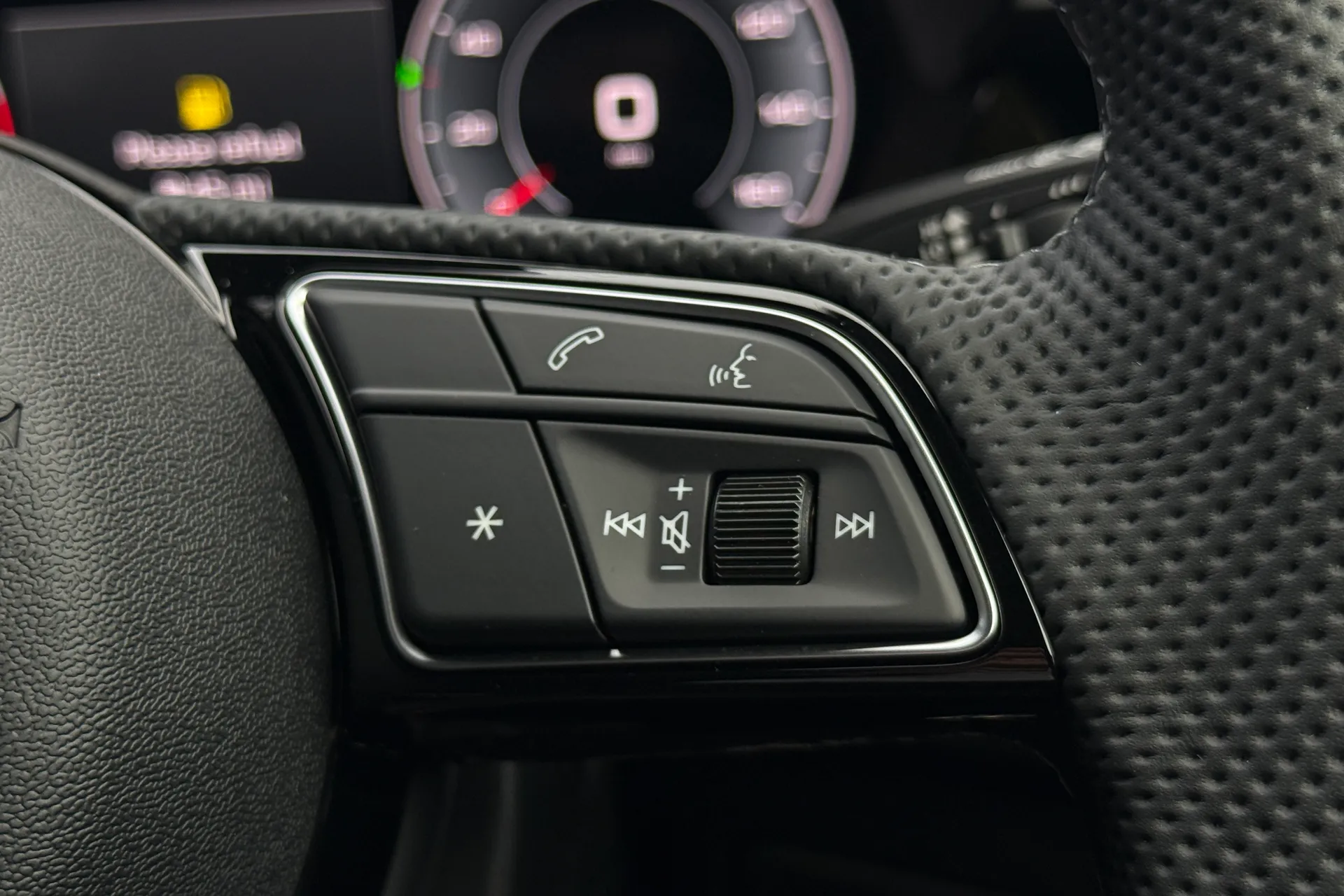 Audi A3 thumbnail image number 14