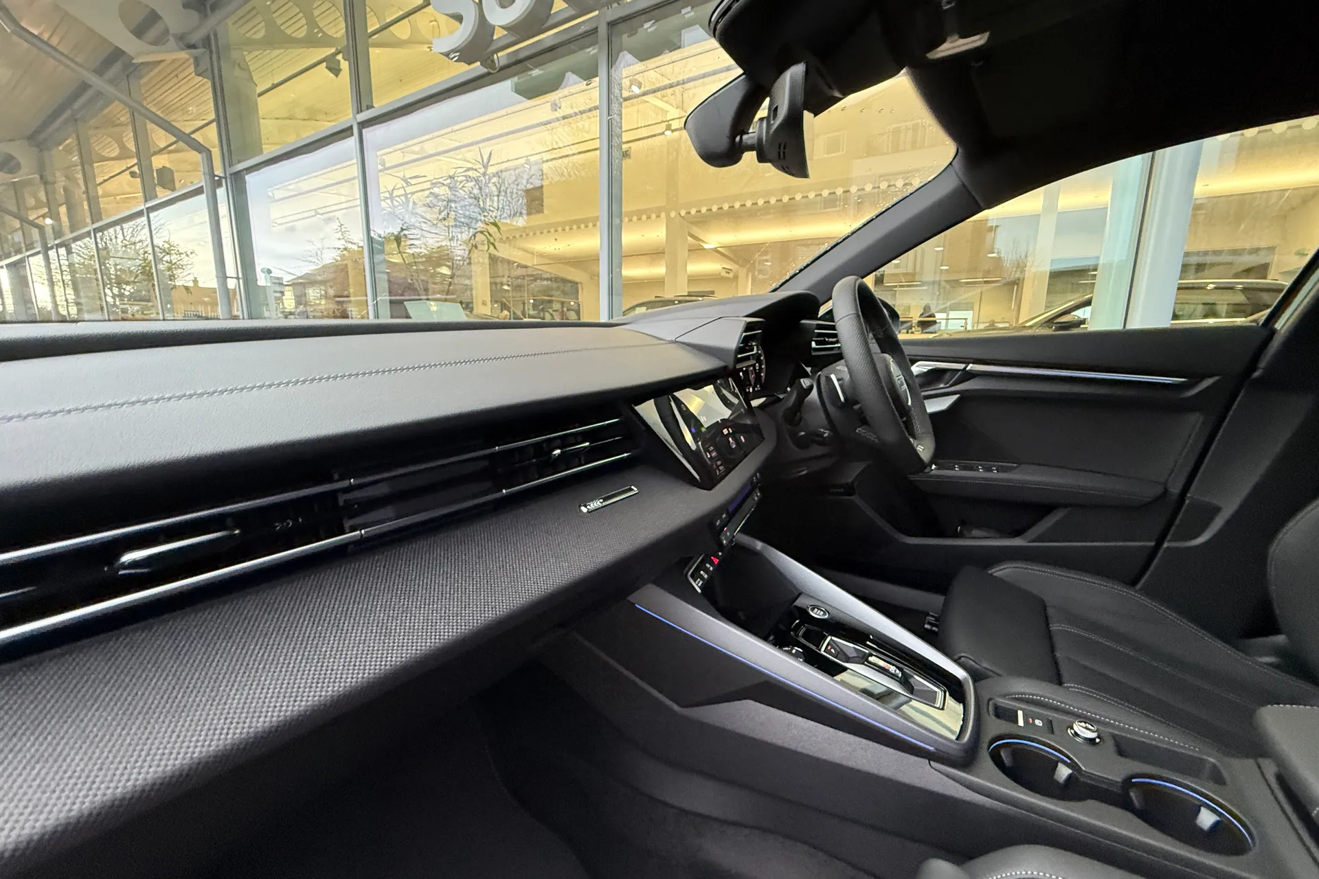 Audi A3 thumbnail image number 6